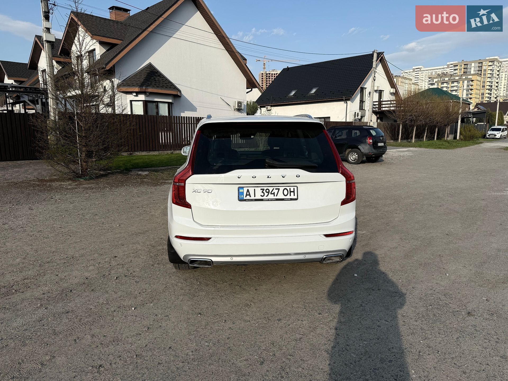 Volvo Xc90 2019 VIN YV1LC25UCL1546870 фото оголошення 3 з 23