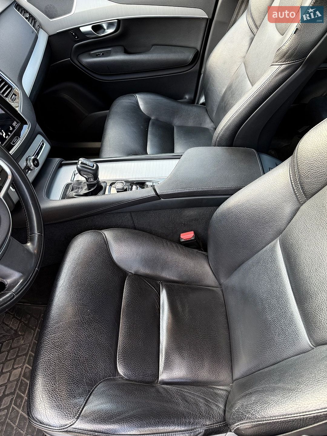 Volvo Xc90 2019 VIN YV1LC25UCL1546870 фото оголошення 14 з 23