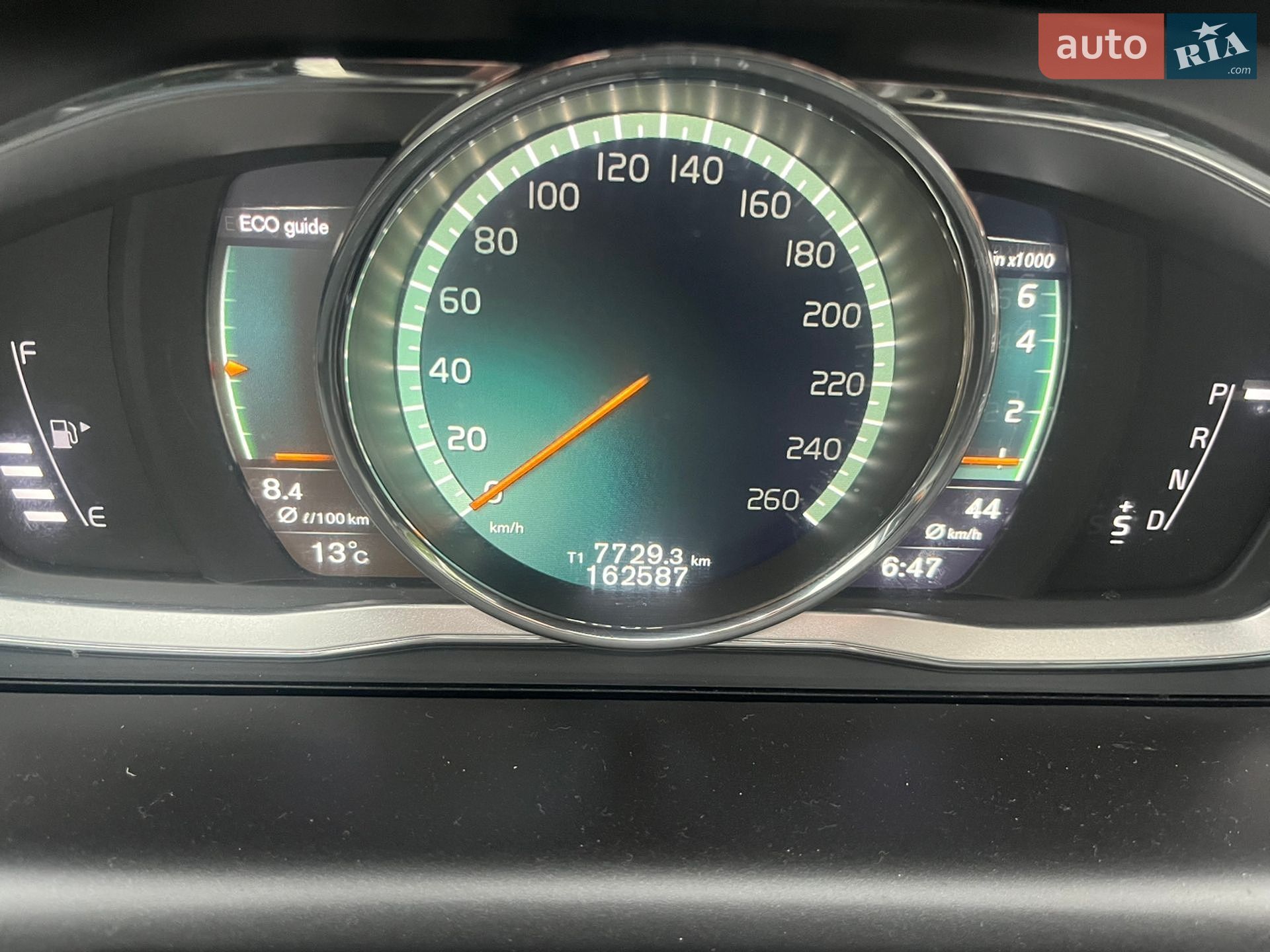 Volvo XC60 2016 VIN YV440MRU2H2020715 фото оголошення 5 з 10