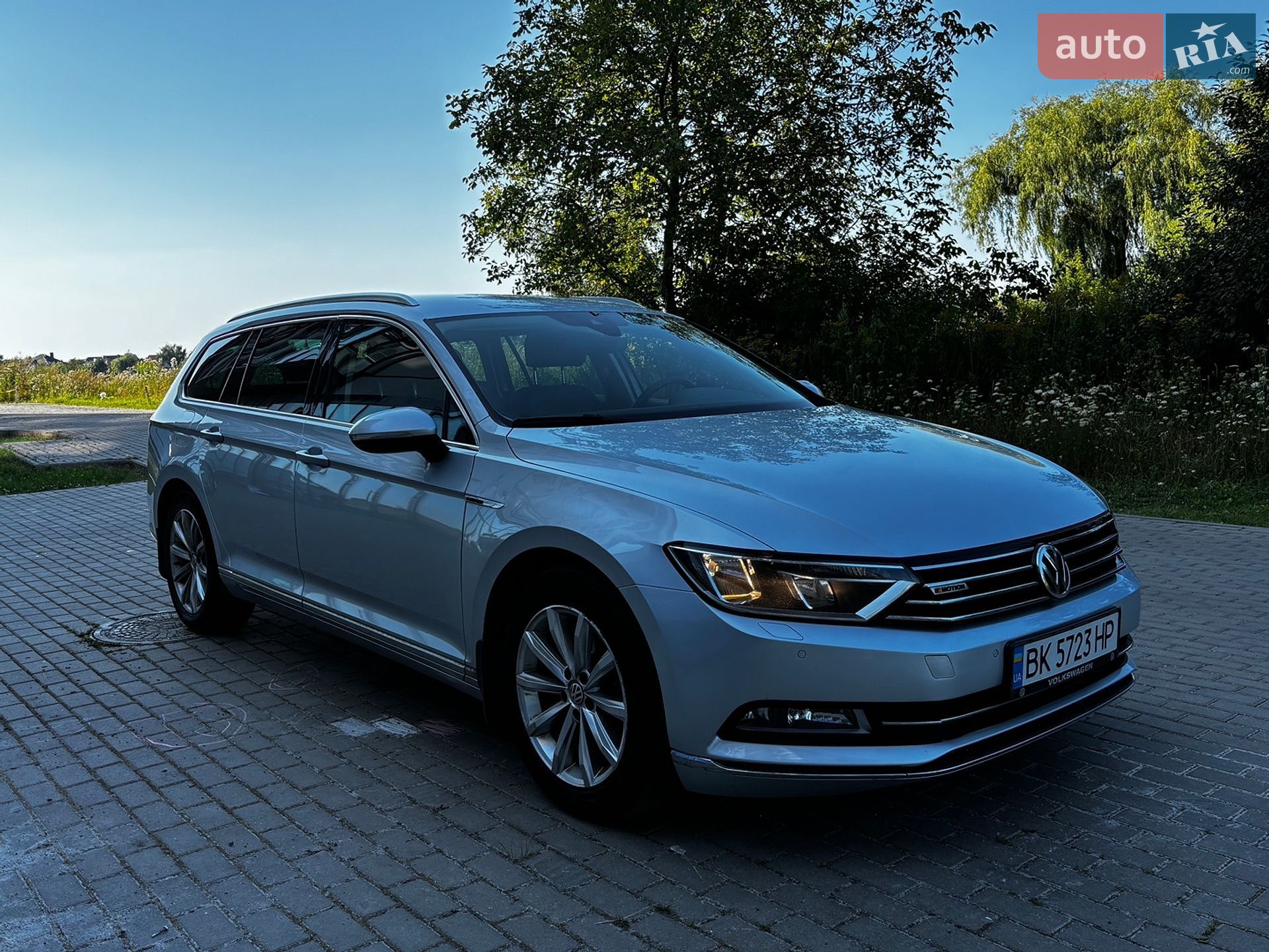 Volkswagen Passat 2015 VIN WVWZZZ3CZGE050523 фото оголошення 8 з 14