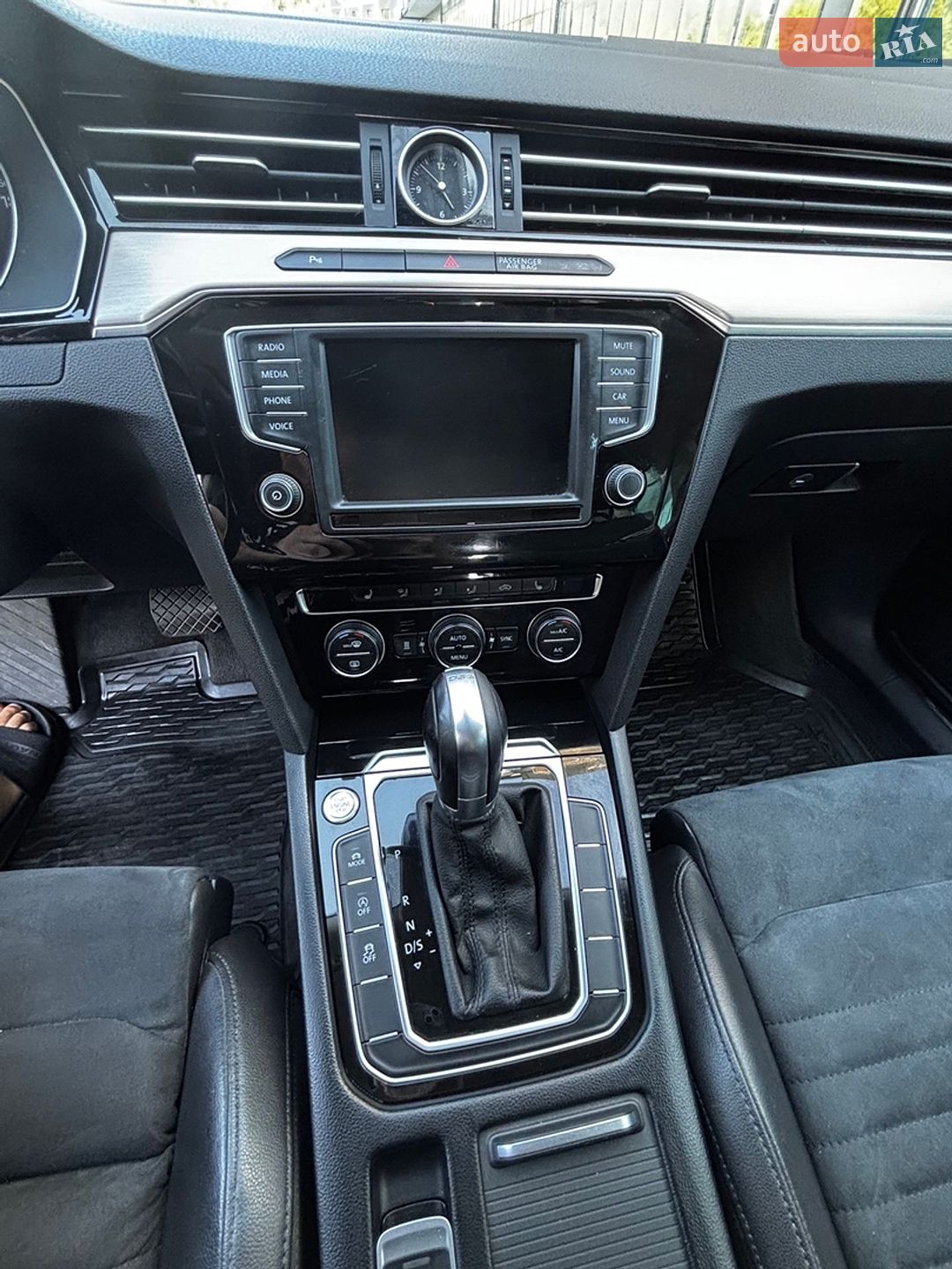Volkswagen Passat 2015 VIN WVWZZZ3CZGE050523 фото оголошення 11 з 14