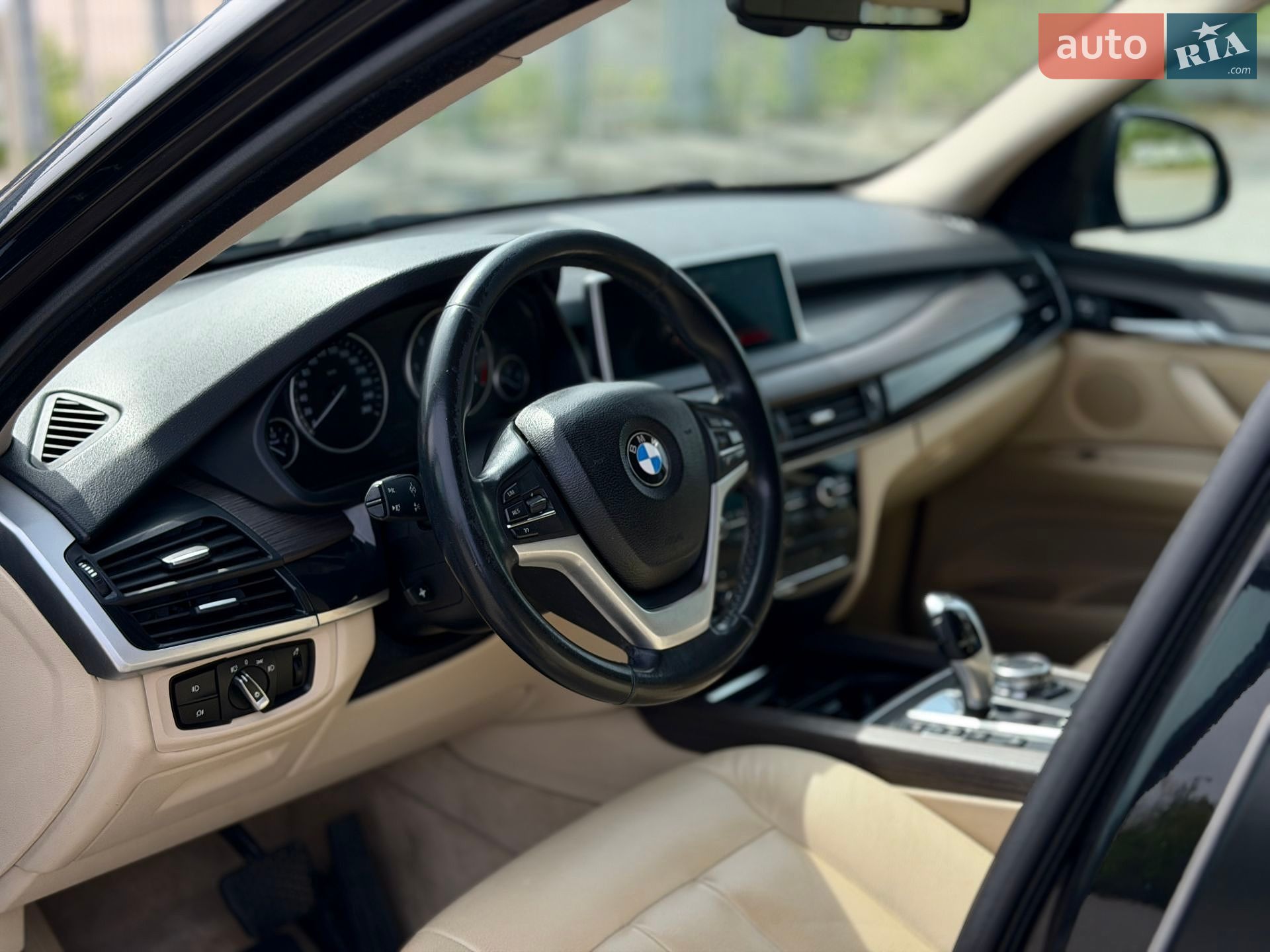 BMW X5 2015 VIN WBAKS210X00N34987 фото оголошення 8 з 25