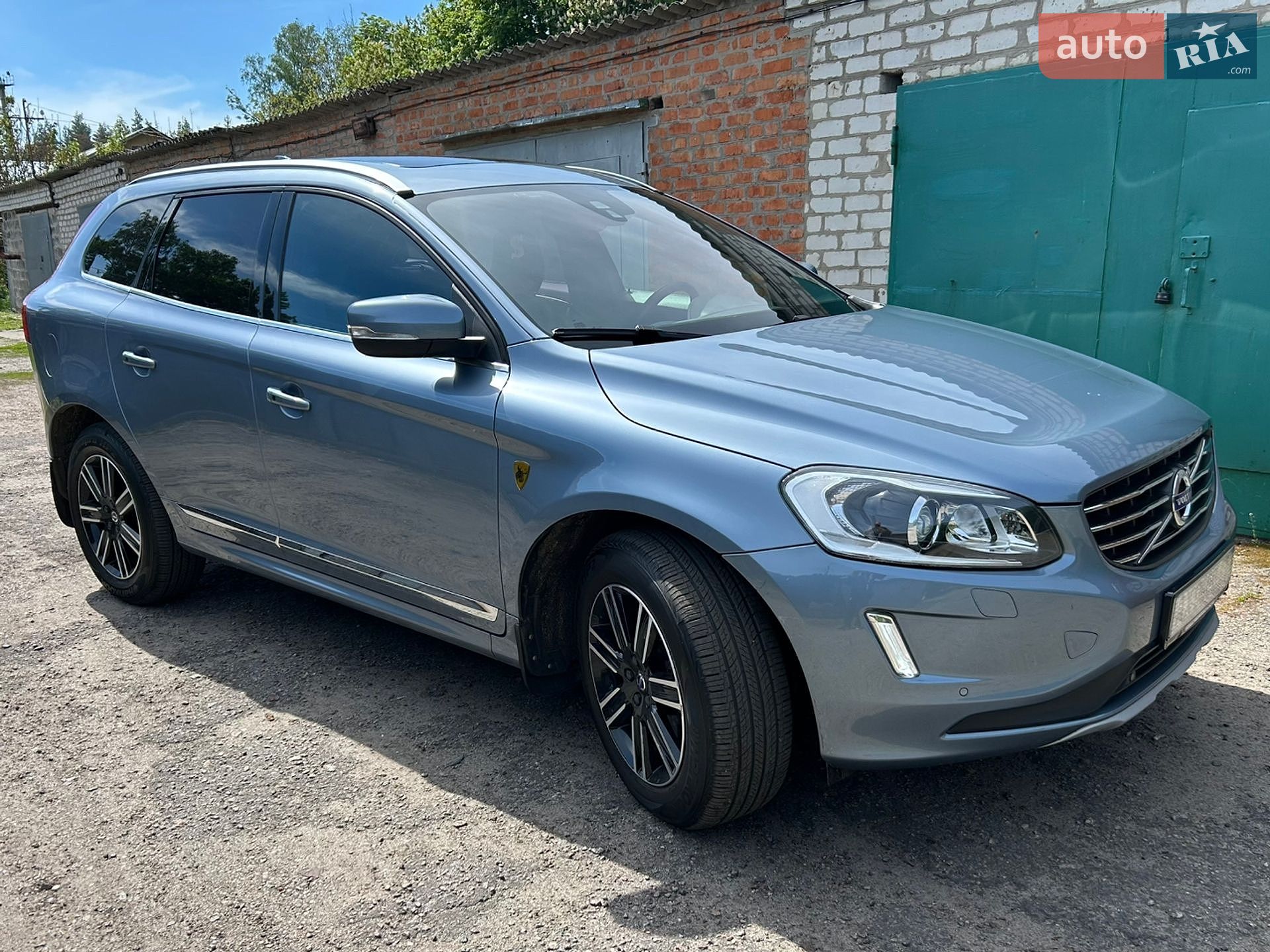 Volvo XC60 2016 VIN YV1DZA5C6H2043087 фото оголошення 3 з 51
