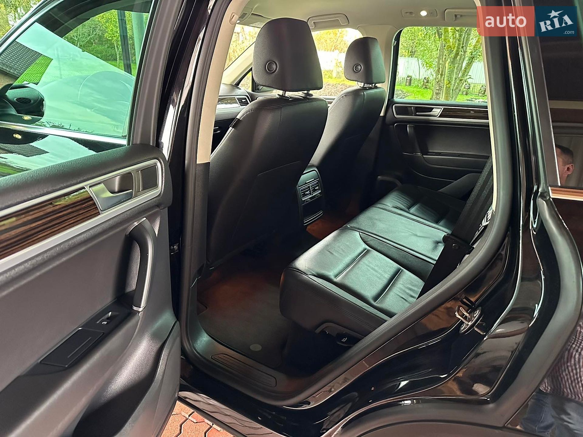 Volkswagen Touareg 2015 VIN WVGZZZ7PZFD001977 фото оголошення 11 з 16