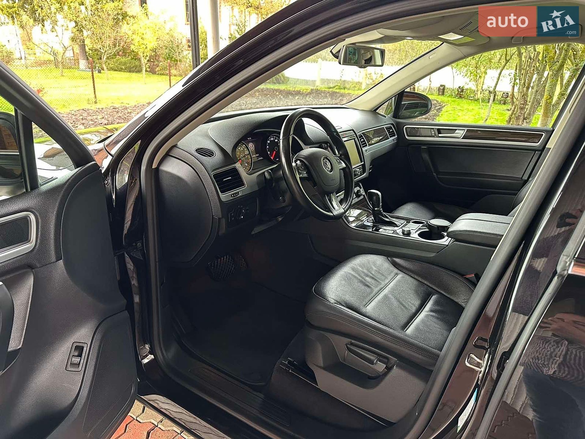 Volkswagen Touareg 2015 VIN WVGZZZ7PZFD001977 фото оголошення 12 з 16