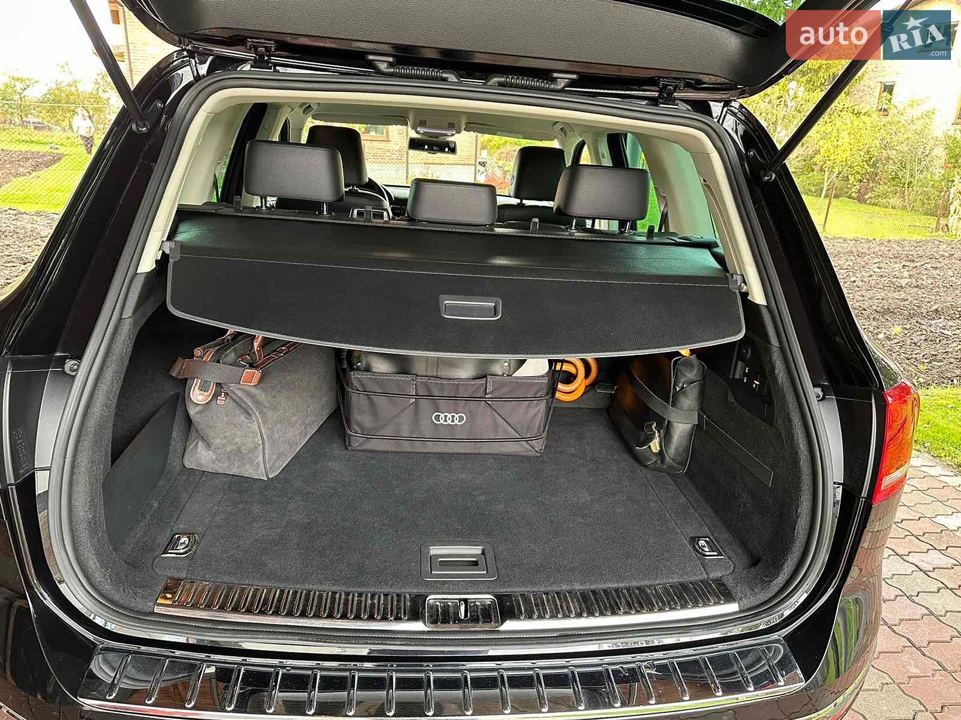 Volkswagen Touareg 2015 VIN WVGZZZ7PZFD001977 фото оголошення 10 з 16