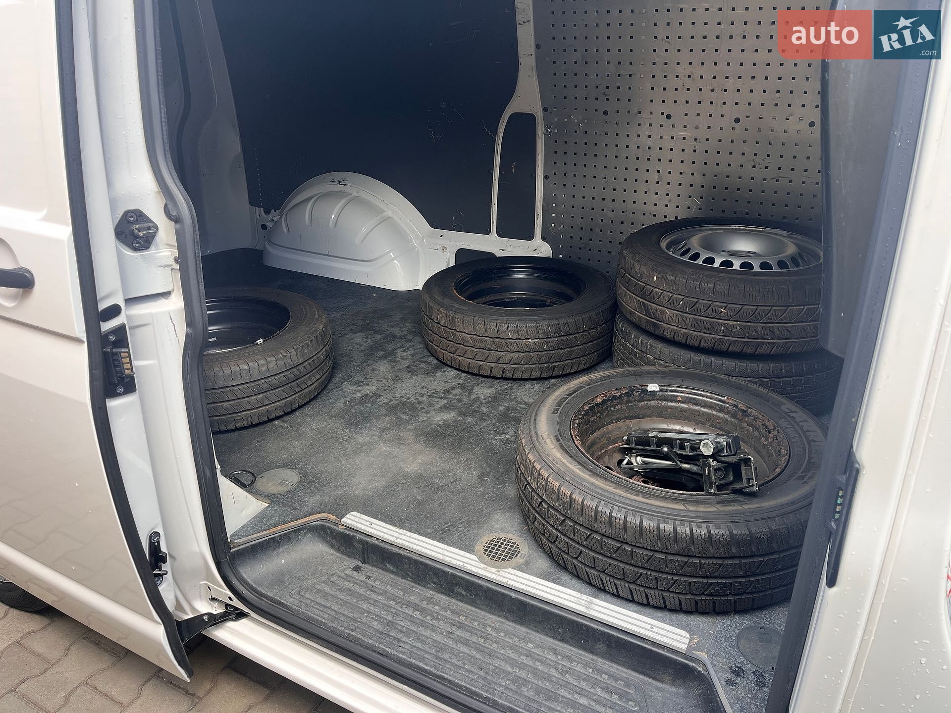 Volkswagen Transporter 2022 VIN WV1ZZZ7HZMH075845 фото оголошення 20 з 22