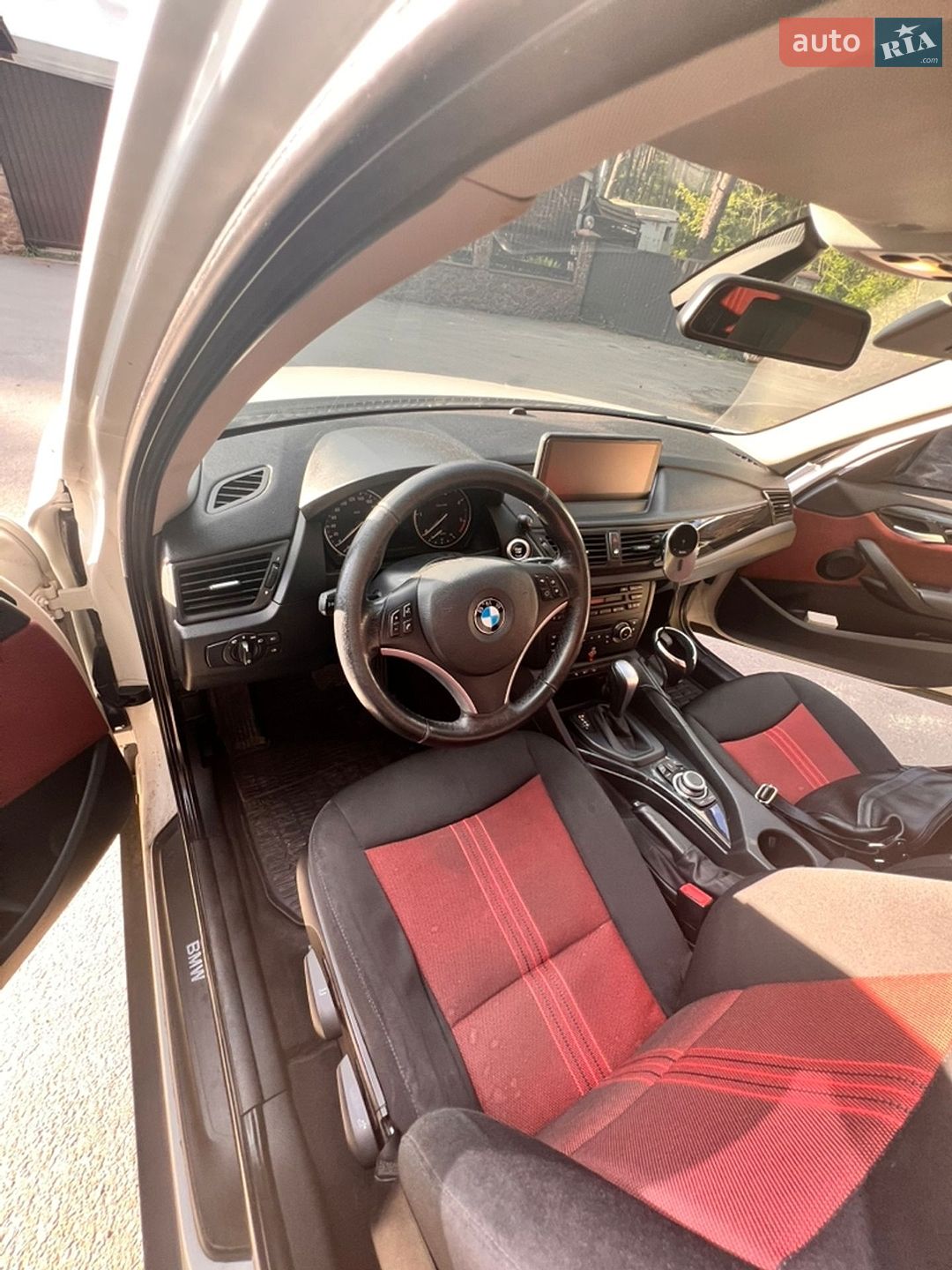 BMW X1 2012 VIN WBAVP11050VU16504 фото оголошення 8 з 21