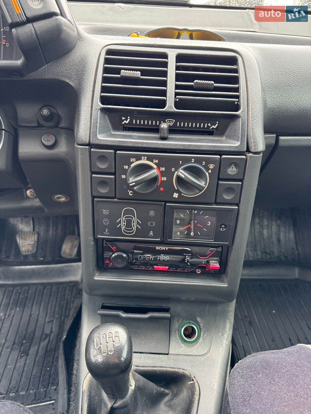 ВАЗ / Lada 2112 2006 VIN XTA21121060385807 фото оголошення 12 з 16