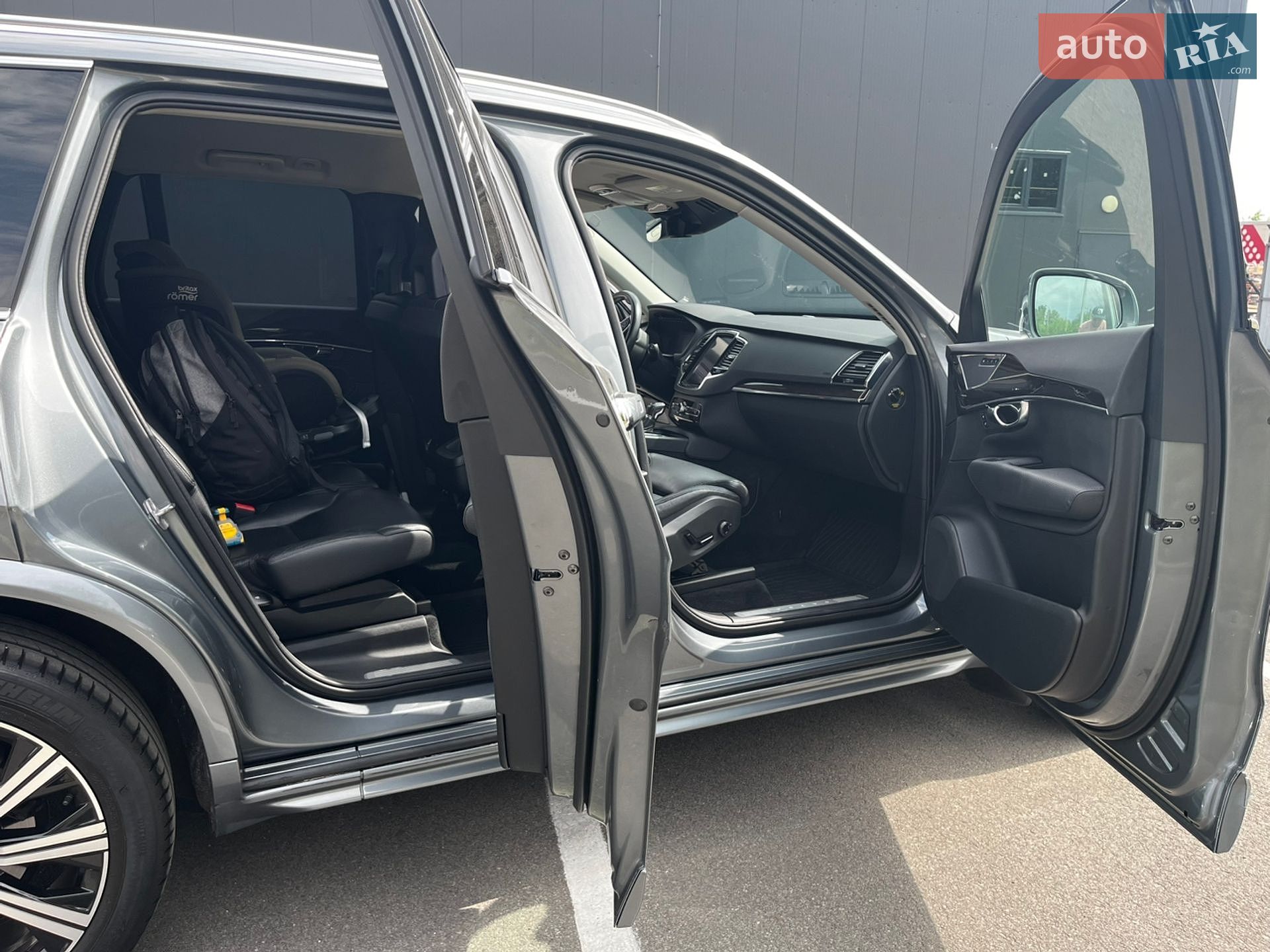 Volvo Xc90 2015 VIN YV1LFA4BCG1014054 фото оголошення 32 з 51