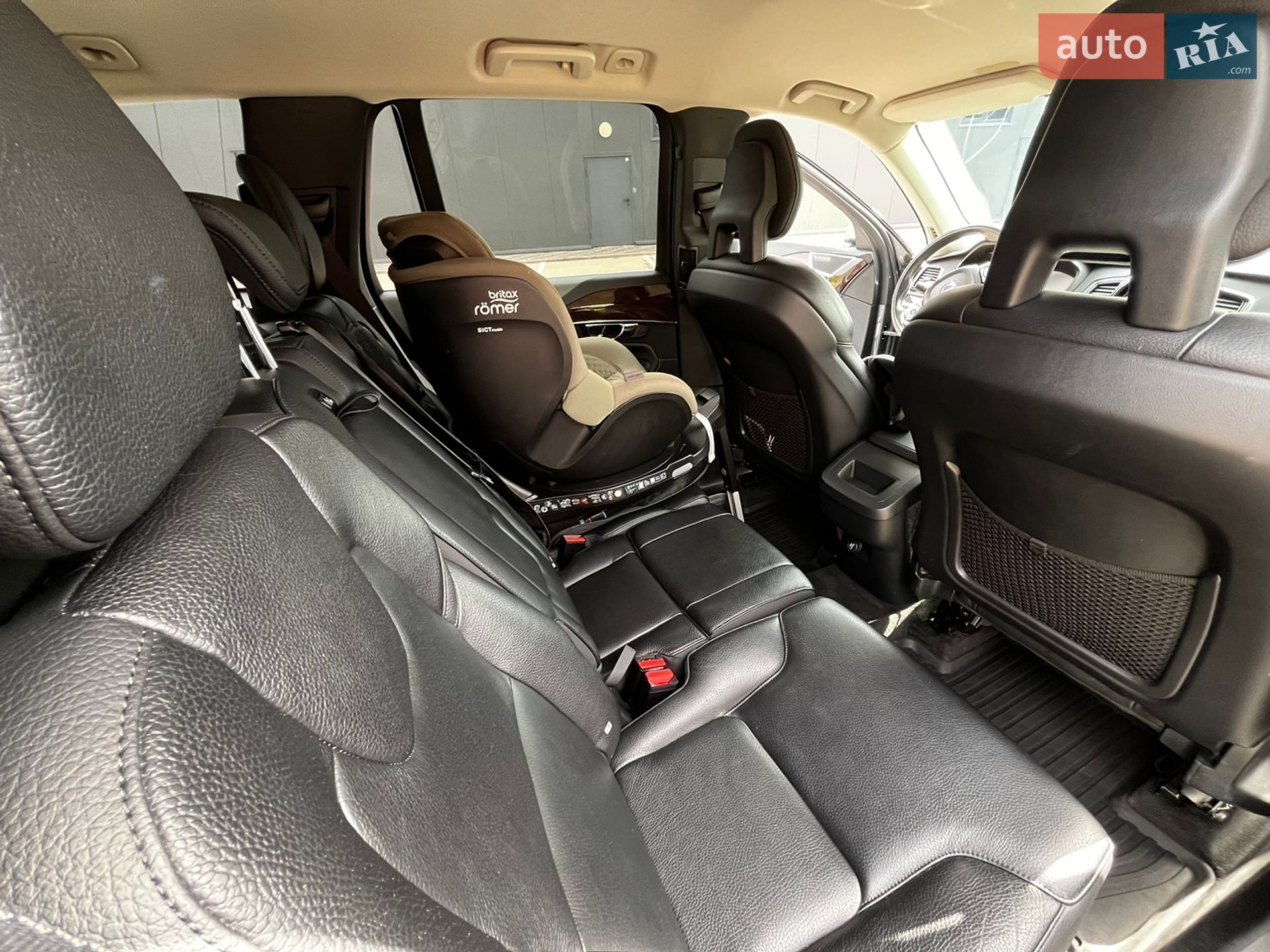 Volvo Xc90 2015 VIN YV1LFA4BCG1014054 фото оголошення 35 з 51