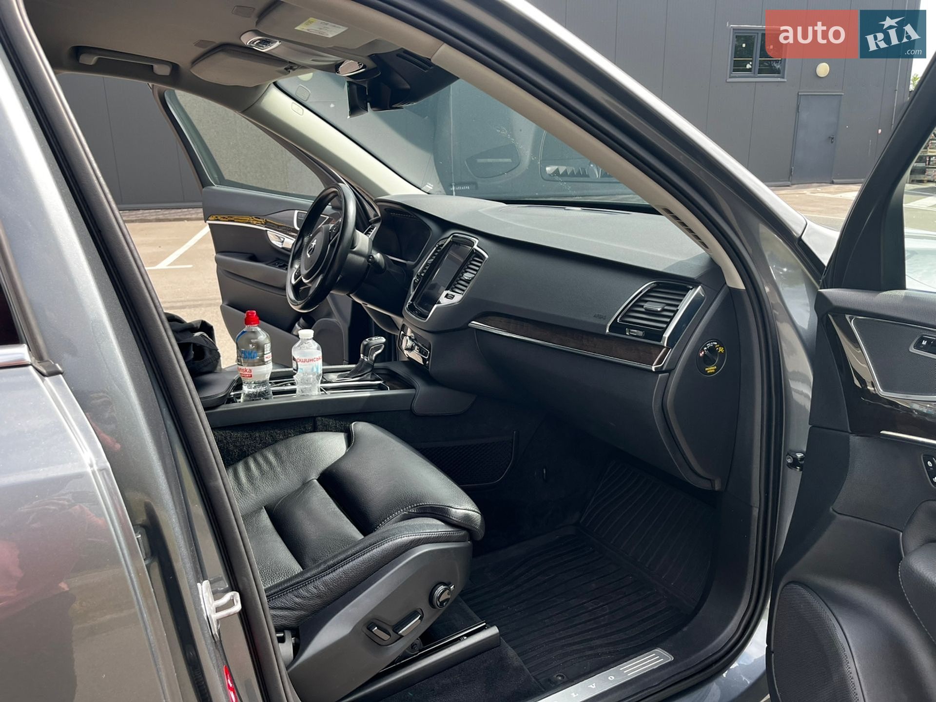 Volvo Xc90 2015 VIN YV1LFA4BCG1014054 фото оголошення 44 з 51