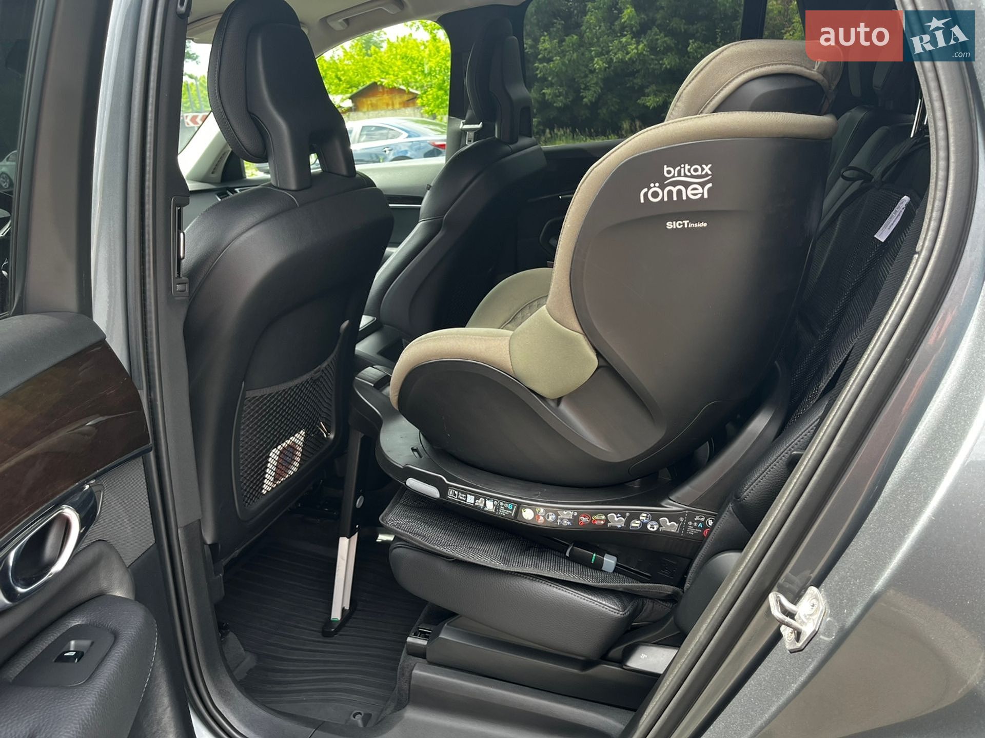 Volvo Xc90 2015 VIN YV1LFA4BCG1014054 фото оголошення 45 з 51