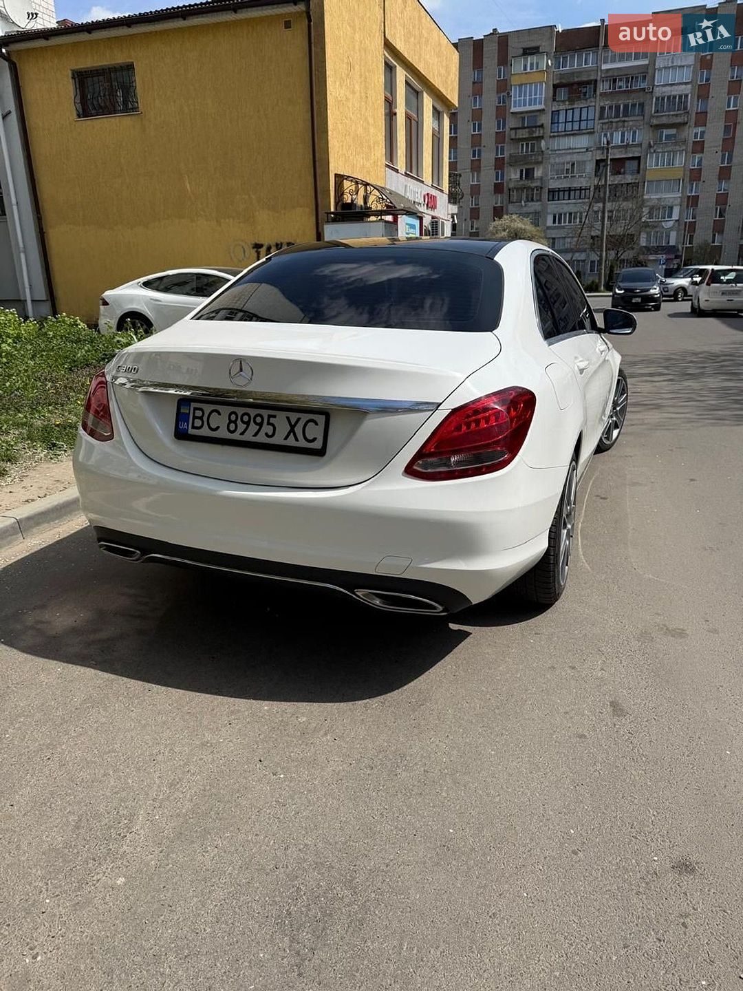 Mercedes-Benz C-Class 2016 VIN 55SWF4JBXHU201674 фото оголошення 3 з 15