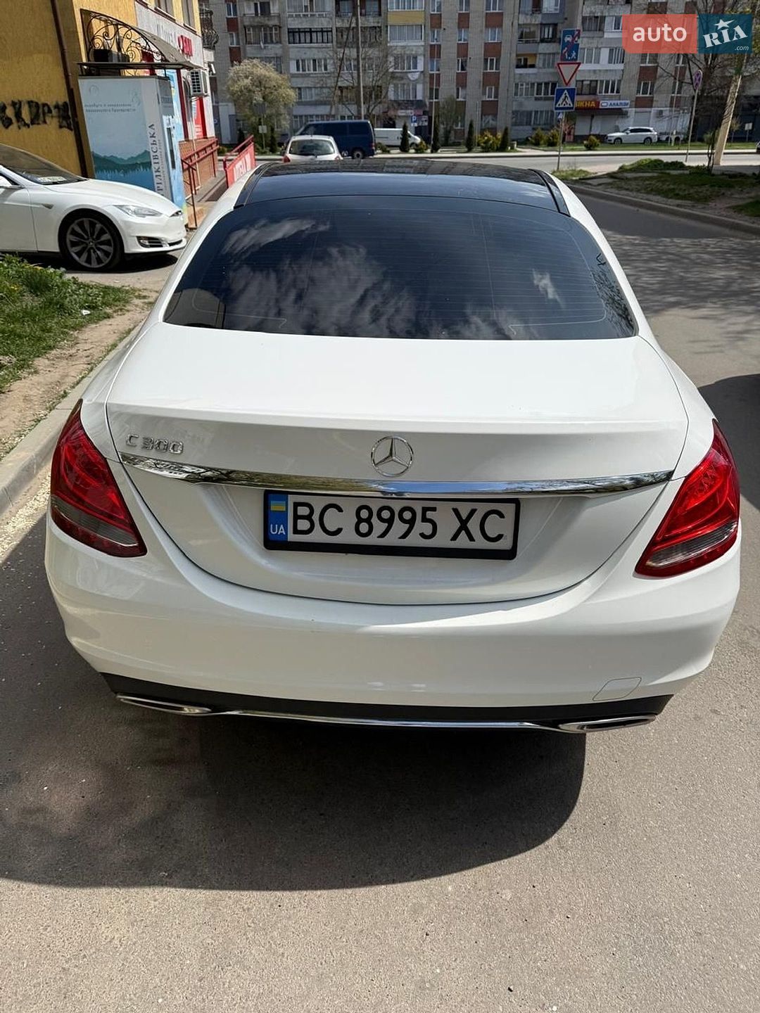 Mercedes-Benz C-Class 2016 VIN 55SWF4JBXHU201674 фото оголошення 4 з 15