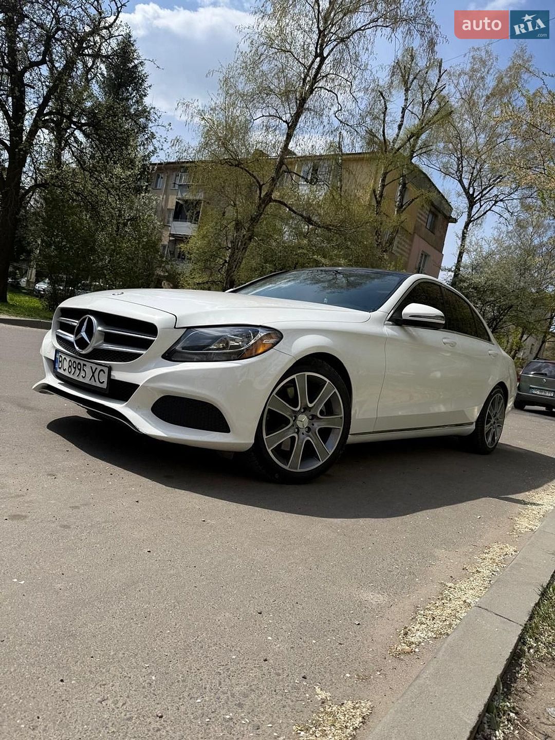 Mercedes-Benz C-Class 2016 VIN 55SWF4JBXHU201674 фото оголошення 9 з 15