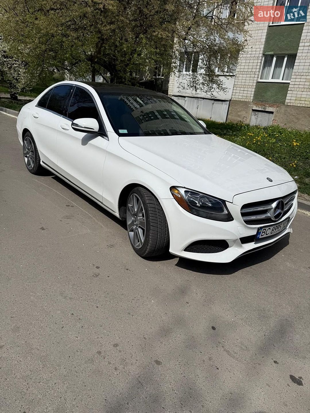 Mercedes-Benz C-Class 2016 VIN 55SWF4JBXHU201674 фото оголошення 13 з 15