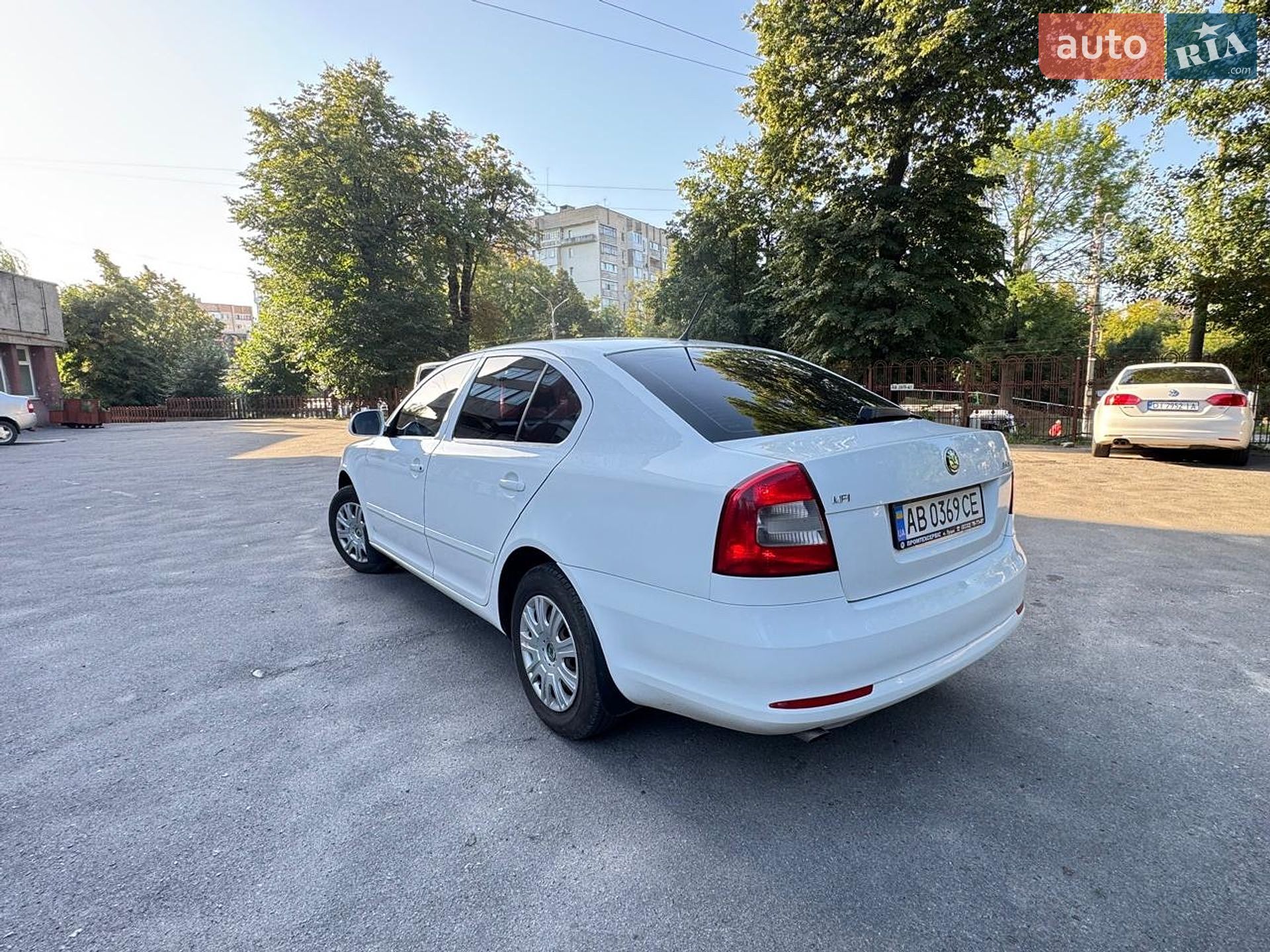 Skoda Octavia 2011 VIN TMBCA41Z5BB154936 фото оголошення 9 з 13