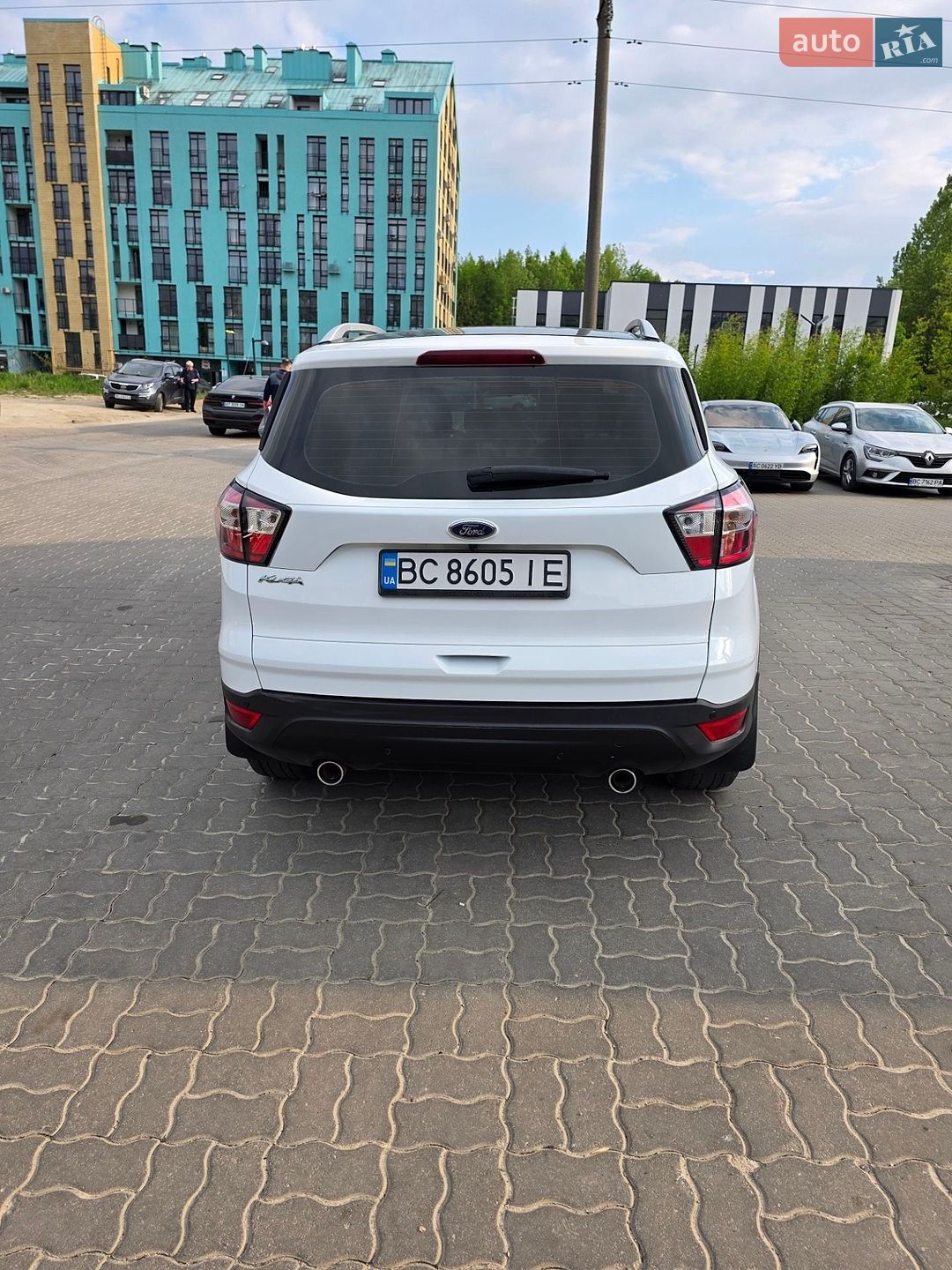 Ford Kuga 2017 VIN WF0AXXWPMAHC79008 фото оголошення 4 з 15