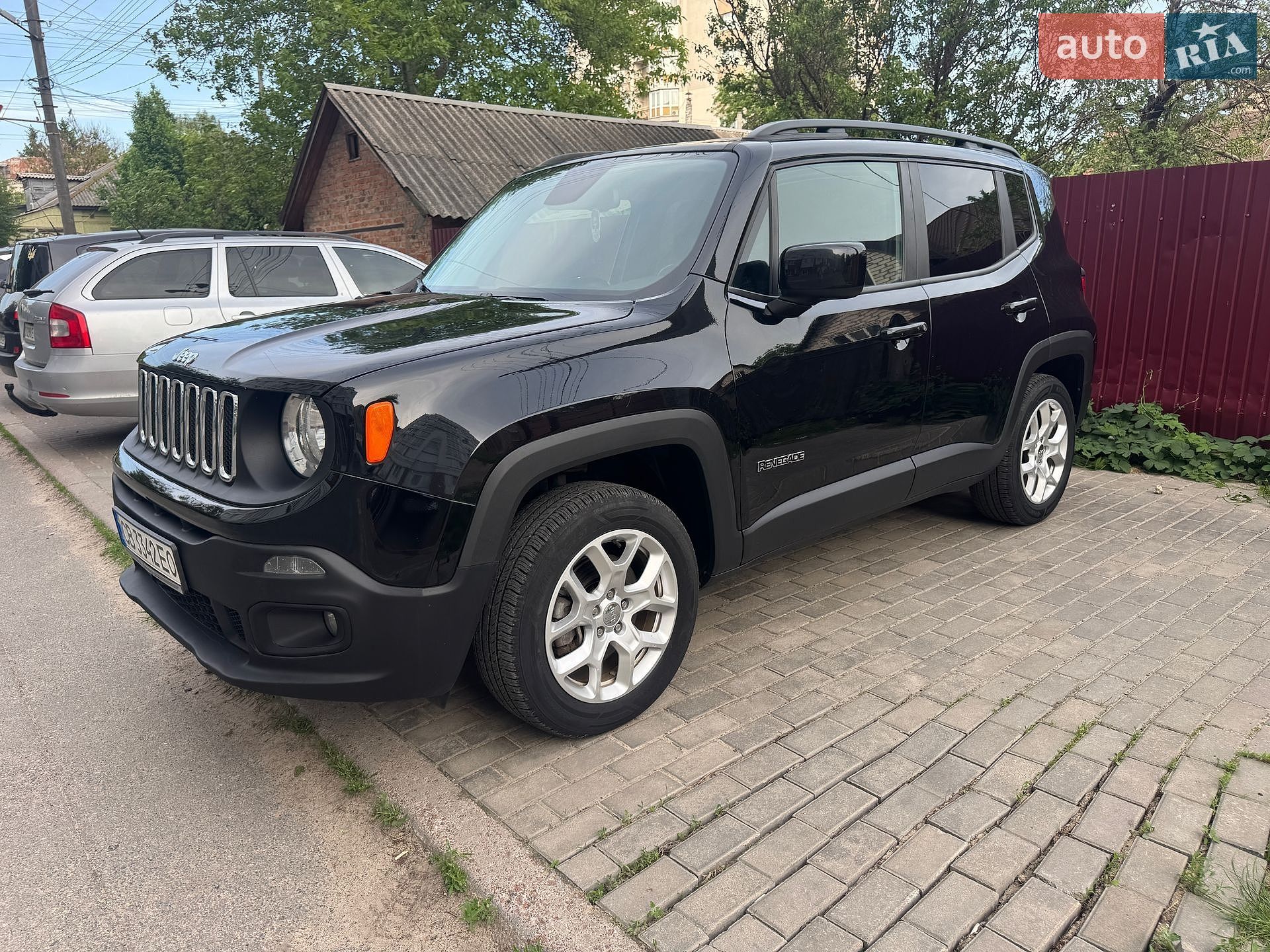 Jeep Renegade 2017 VIN ZACCJBBB8HPF36737 фото оголошення 5 з 18