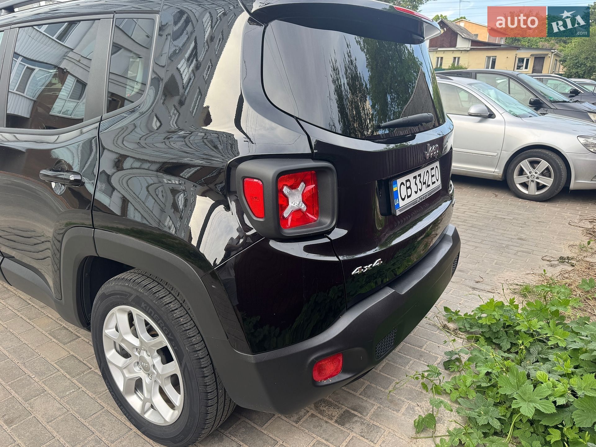 Jeep Renegade 2017 VIN ZACCJBBB8HPF36737 фото оголошення 6 з 18