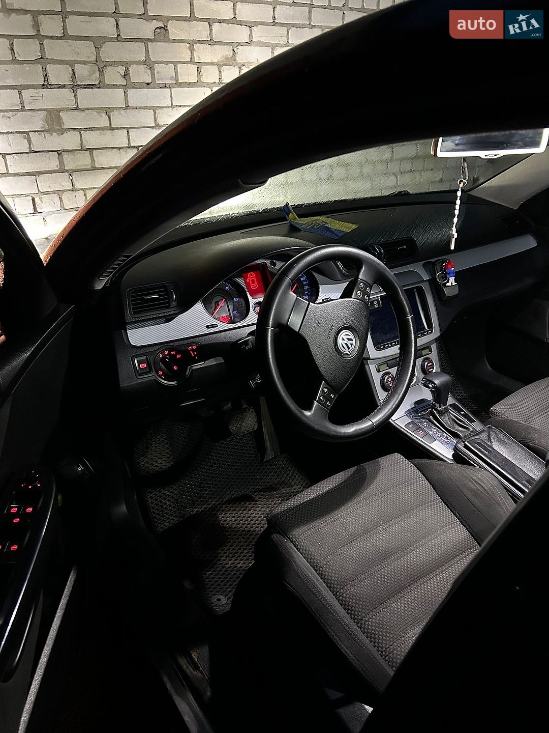 Volkswagen Passat 2006 VIN WVWZZZ3CZ7E017403 фото оголошення 8 з 10