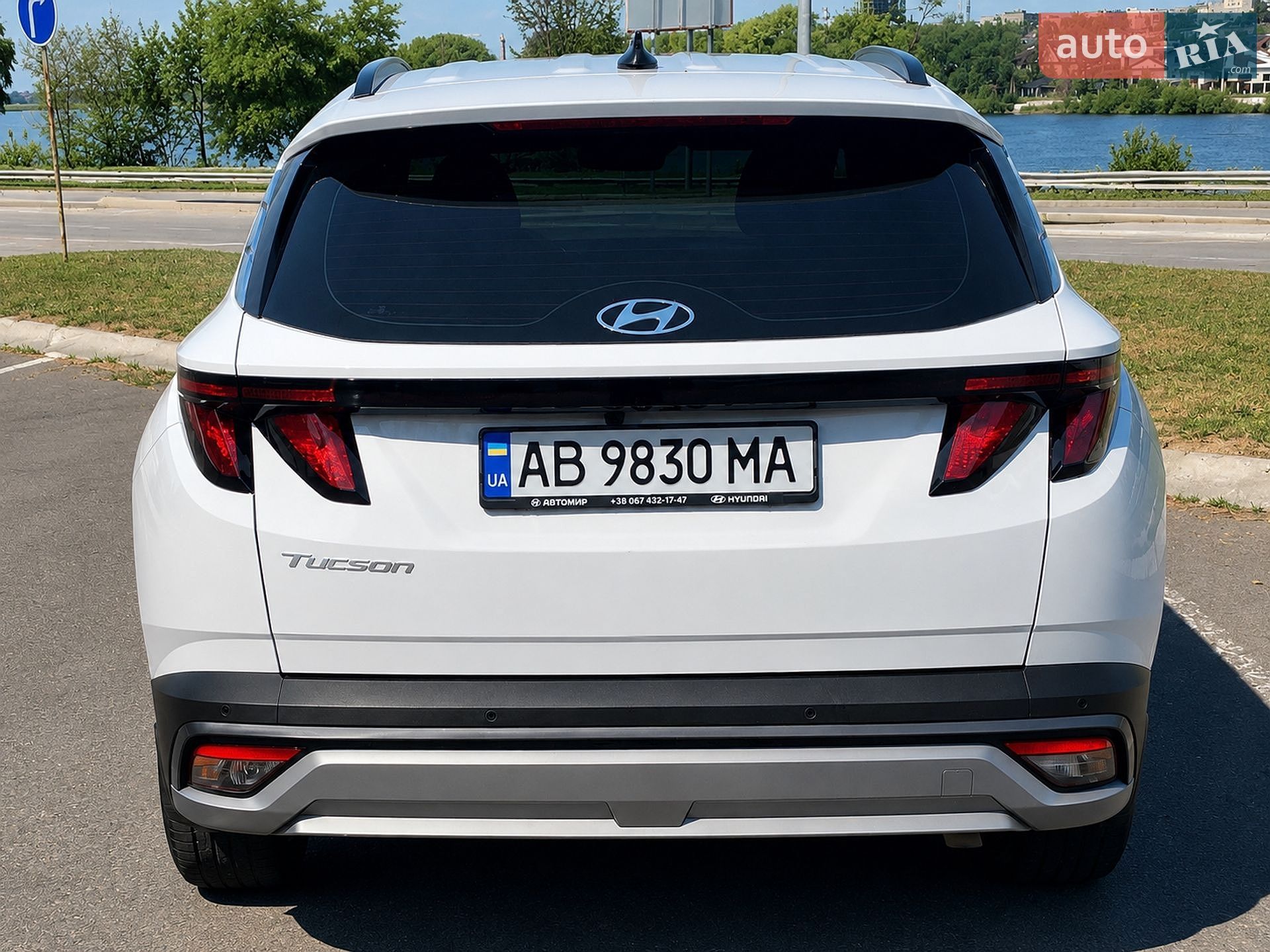Hyundai Tucson 2025 VIN TMAJB81DBSJ642063 фото оголошення 13 з 17