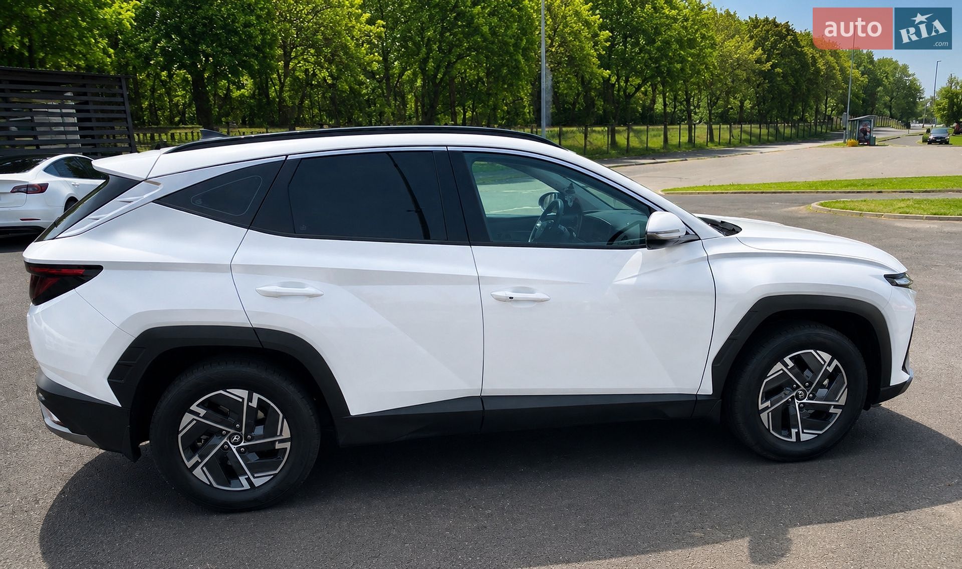 Hyundai Tucson 2025 VIN TMAJB81DBSJ642063 фото оголошення 12 з 17