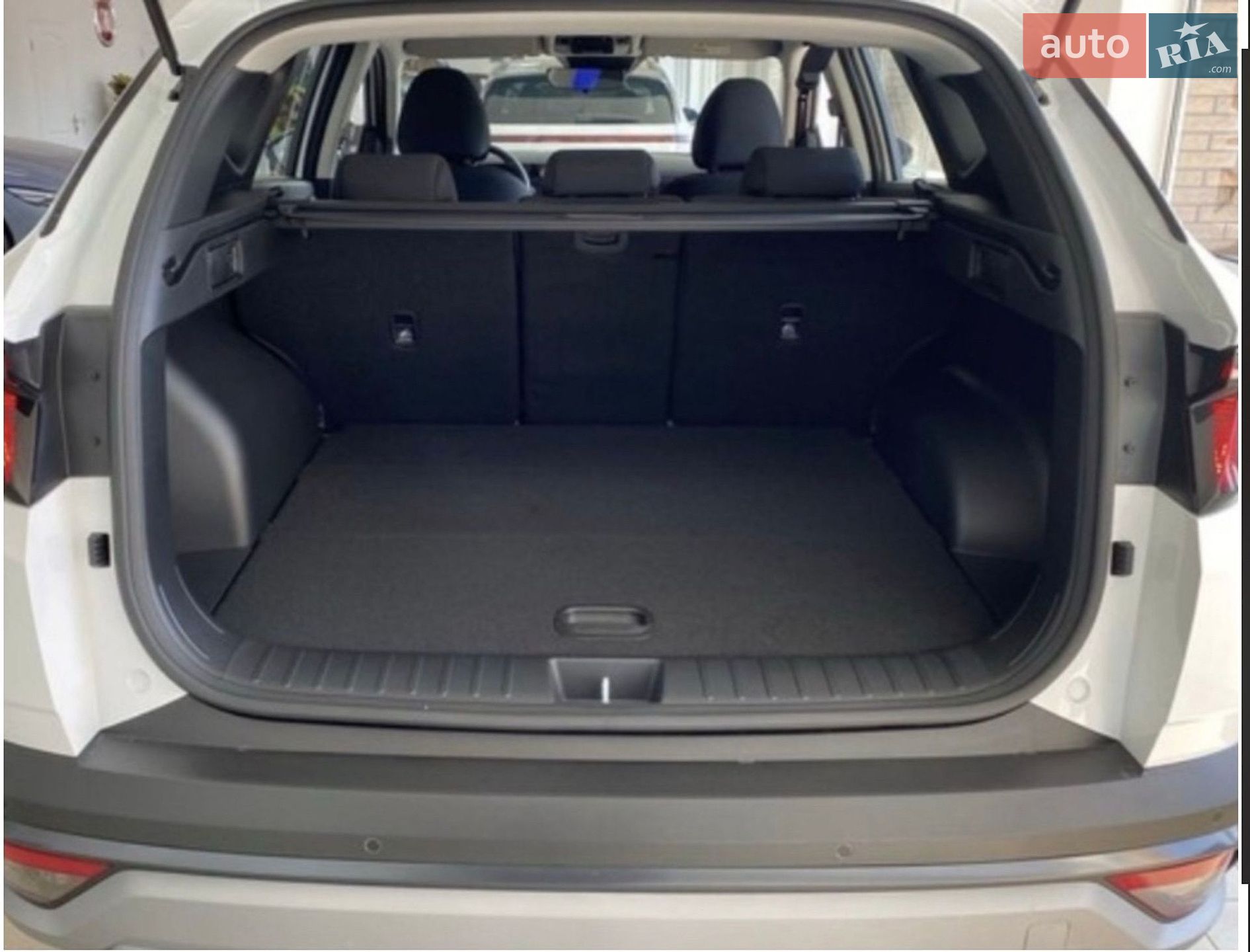 Hyundai Tucson 2025 VIN TMAJB81DBSJ642063 фото оголошення 17 з 17