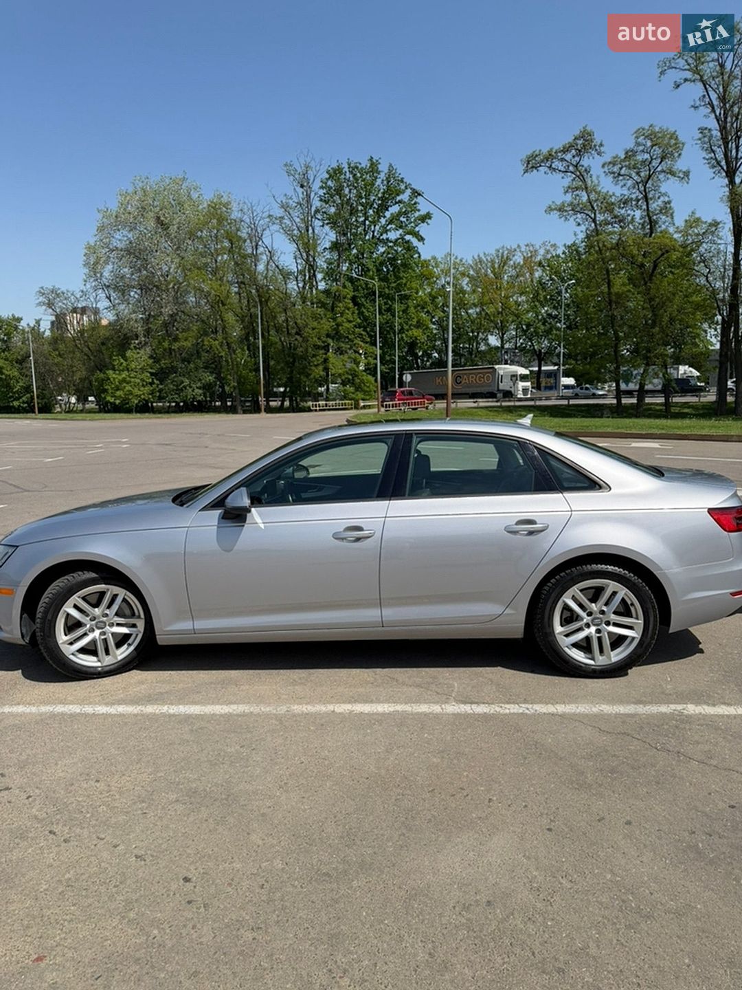 Audi A4 2016 VIN WAUANAF48HN027142 фото оголошення 7 з 15