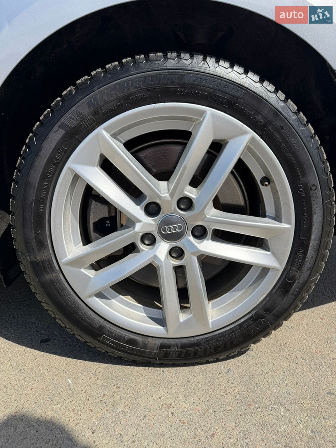 Audi A4 2016 VIN WAUANAF48HN027142 фото оголошення 8 з 15