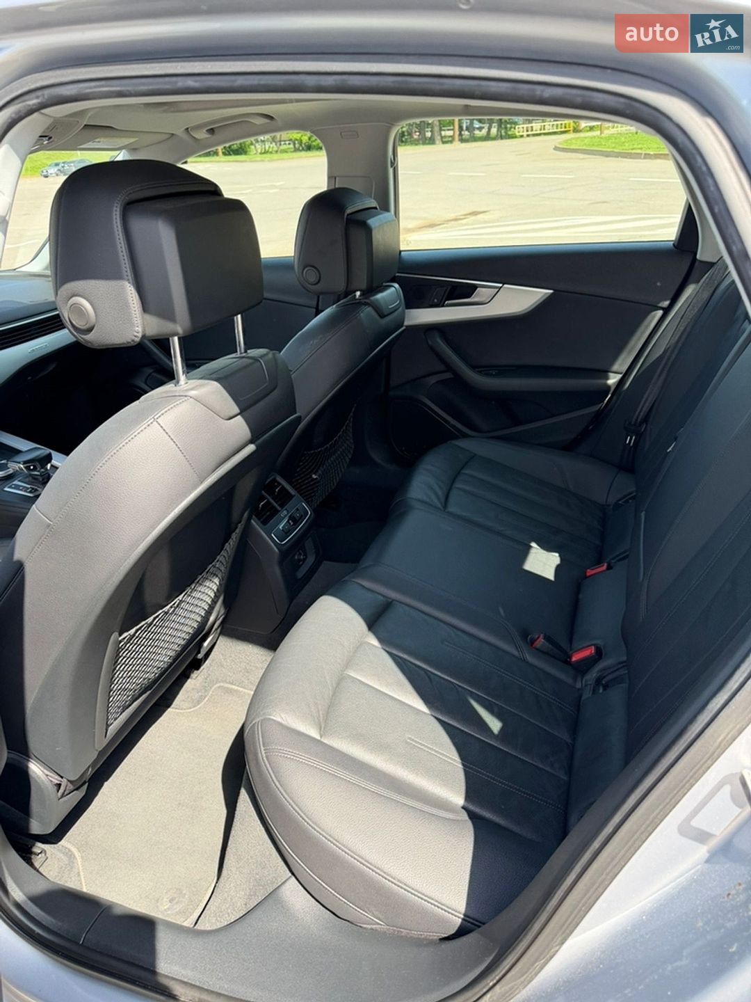 Audi A4 2016 VIN WAUANAF48HN027142 фото оголошення 11 з 15