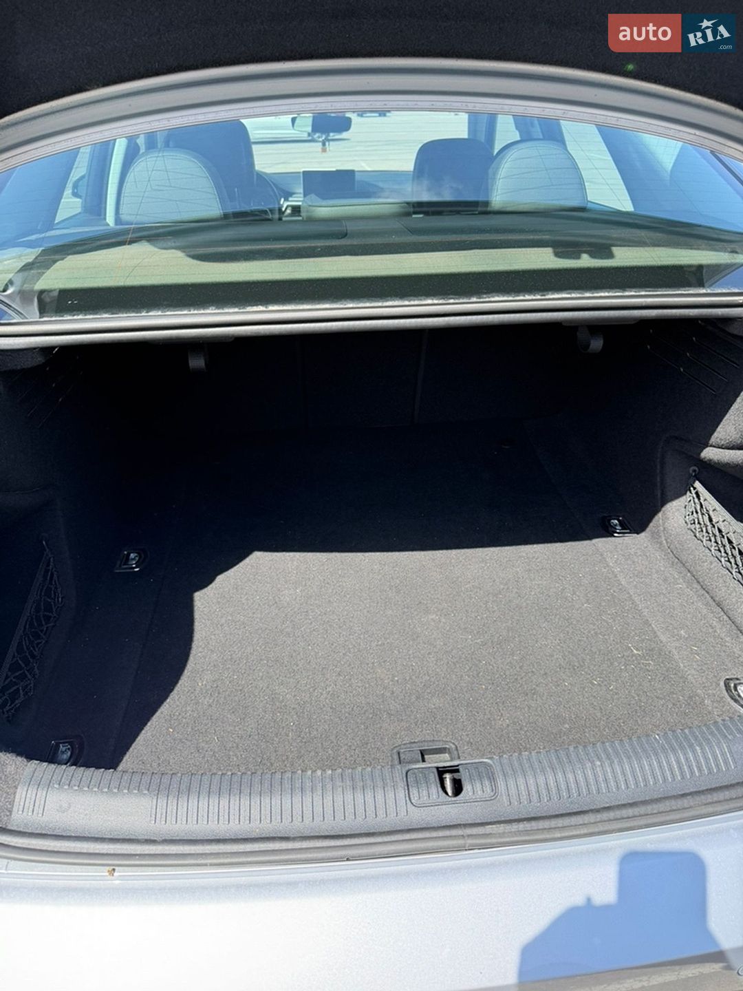 Audi A4 2016 VIN WAUANAF48HN027142 фото оголошення 13 з 15