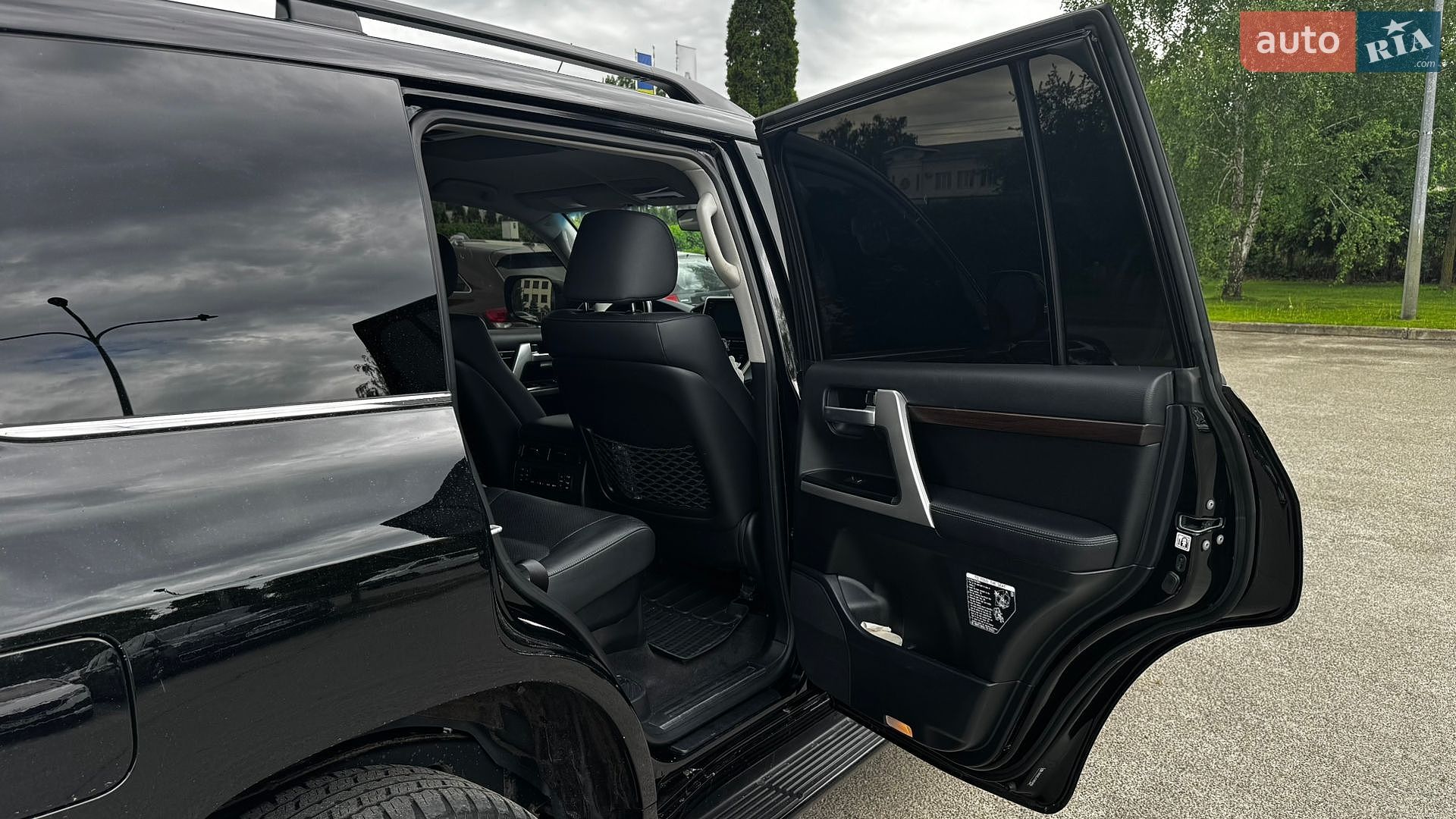 Toyota Land Cruiser 2020 VIN JTMCX05J104204986 фото оголошення 15 з 23