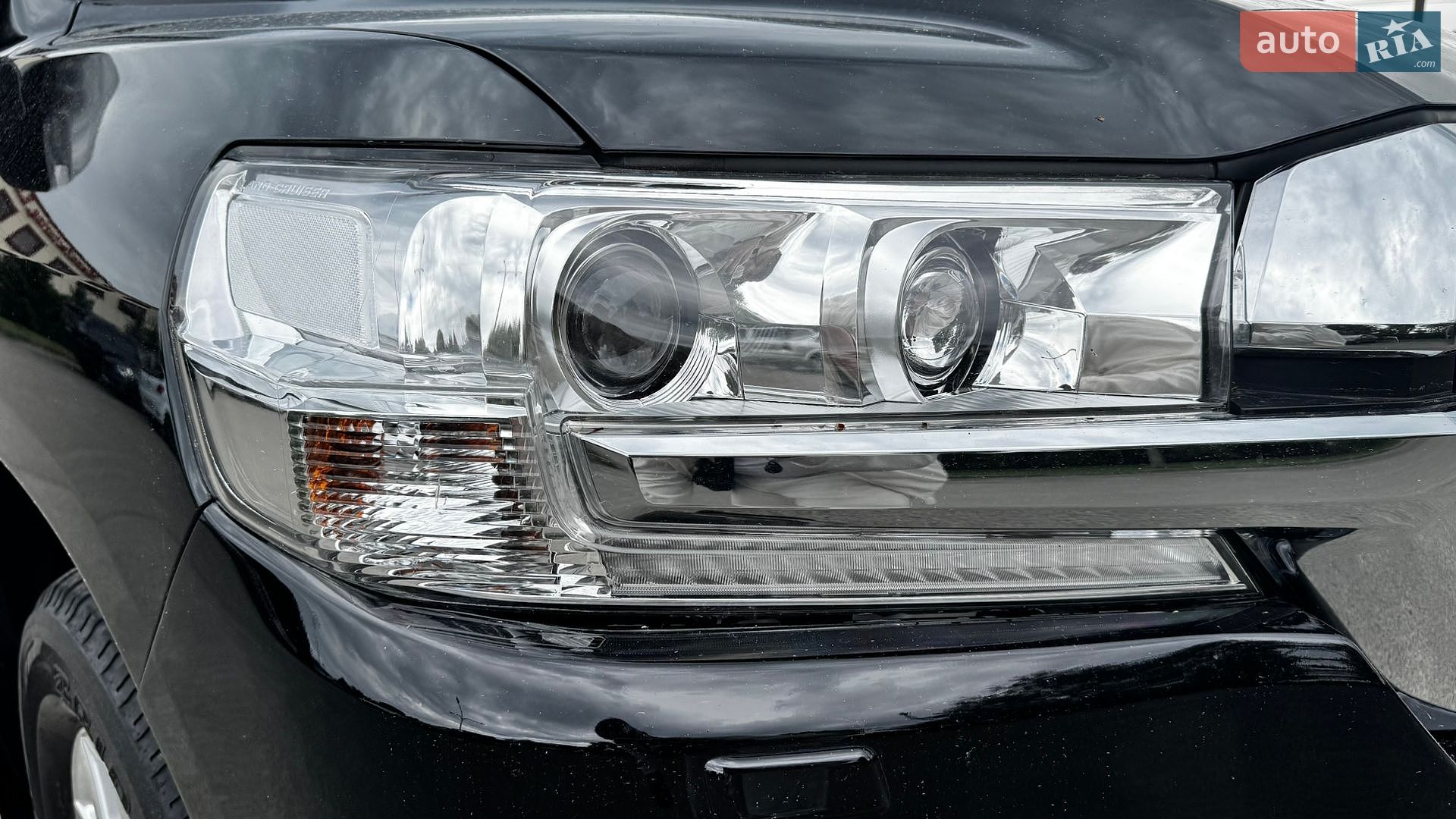 Toyota Land Cruiser 2020 VIN JTMCX05J104204986 фото оголошення 16 з 23