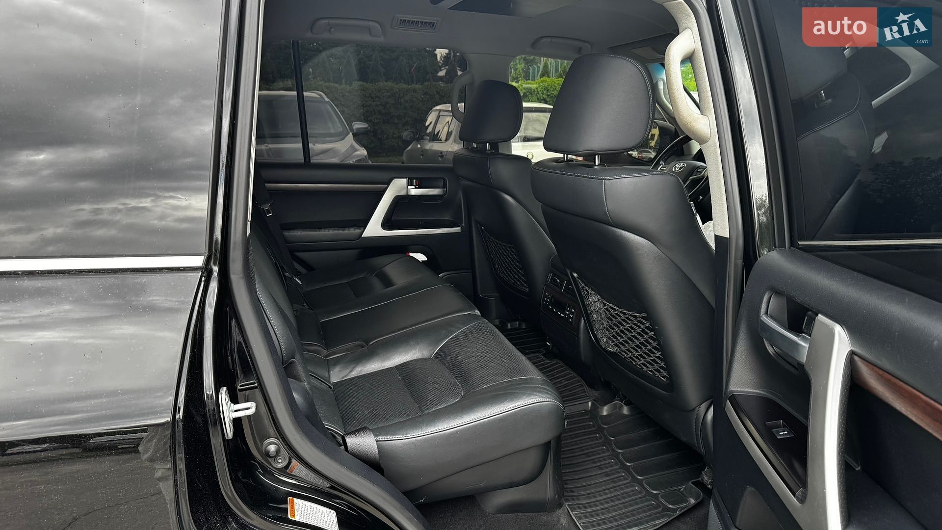 Toyota Land Cruiser 2020 VIN JTMCX05J104204986 фото оголошення 17 з 23