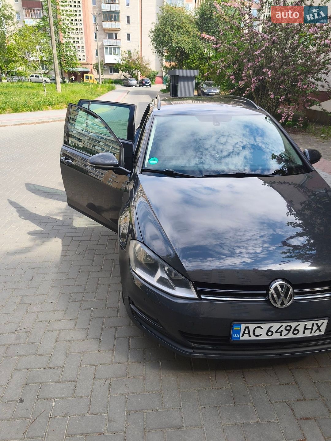 Volkswagen Golf 2014 VIN WVWZZZAUZEP598132 фото оголошення 9 з 31