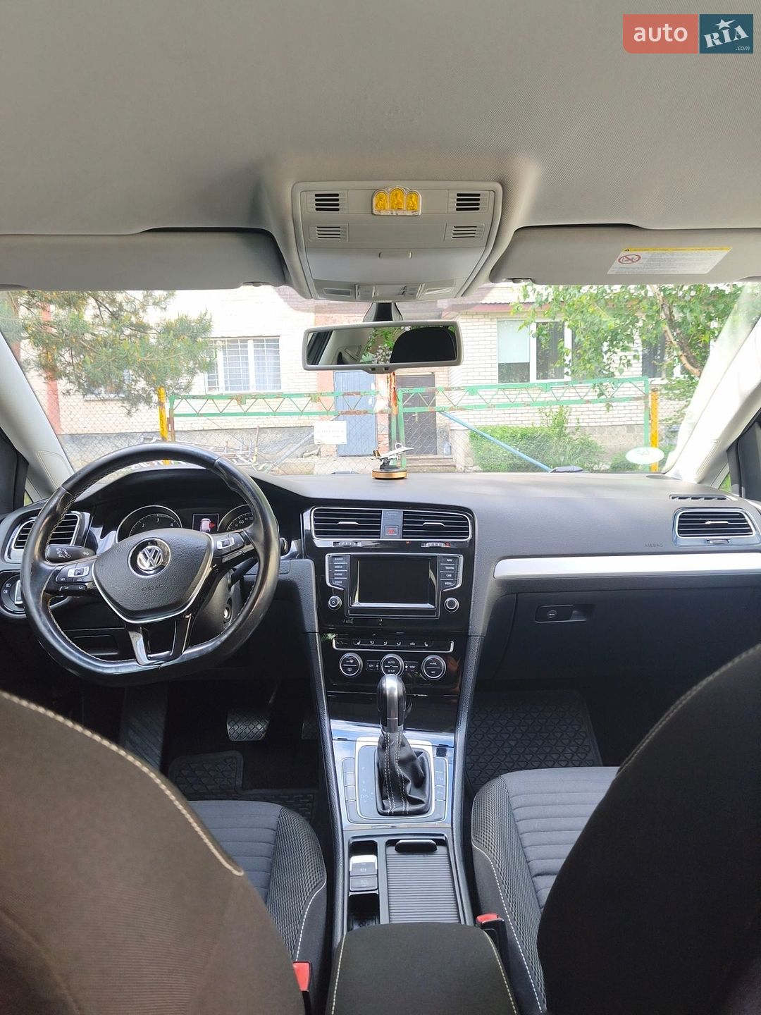 Volkswagen Golf 2014 VIN WVWZZZAUZEP598132 фото оголошення 16 з 31