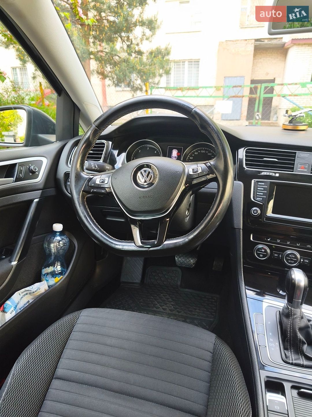 Volkswagen Golf 2014 VIN WVWZZZAUZEP598132 фото оголошення 17 з 31