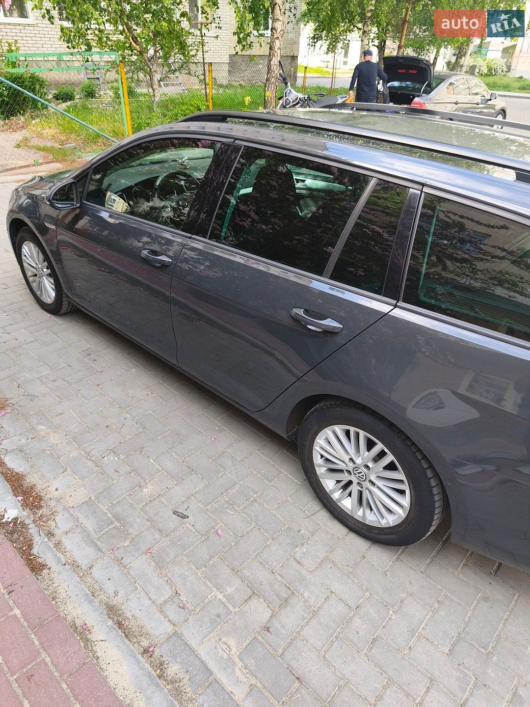 Volkswagen Golf 2014 VIN WVWZZZAUZEP598132 фото оголошення 23 з 31