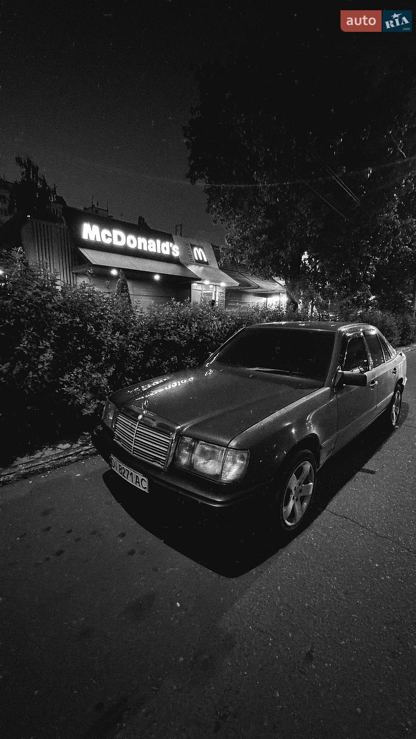 Mercedes-Benz E-Class 1989 VIN WDB1240261B037381 фото оголошення 5 з 26