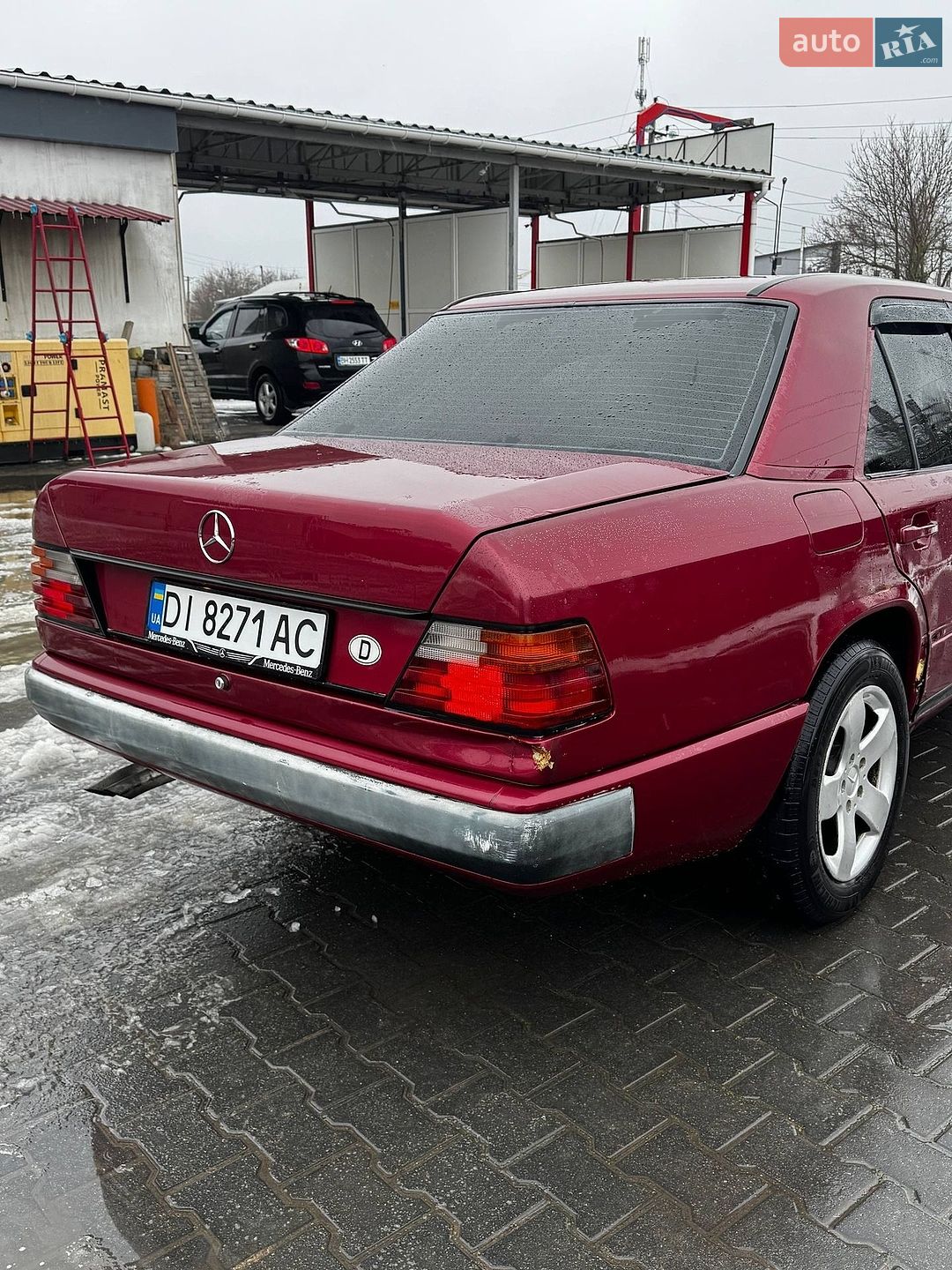 Mercedes-Benz E-Class 1989 VIN WDB1240261B037381 фото оголошення 10 з 26