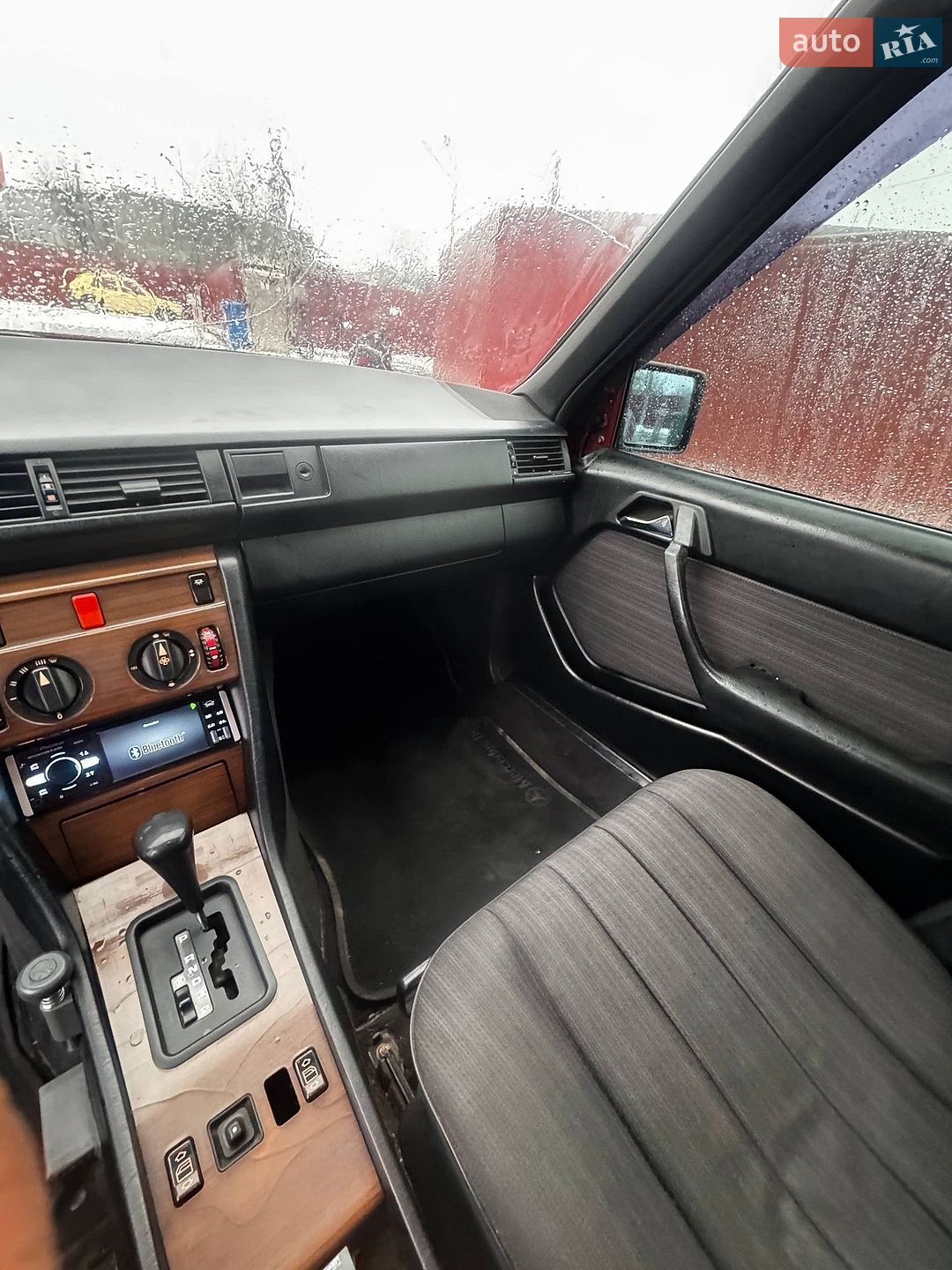Mercedes-Benz E-Class 1989 VIN WDB1240261B037381 фото оголошення 15 з 26