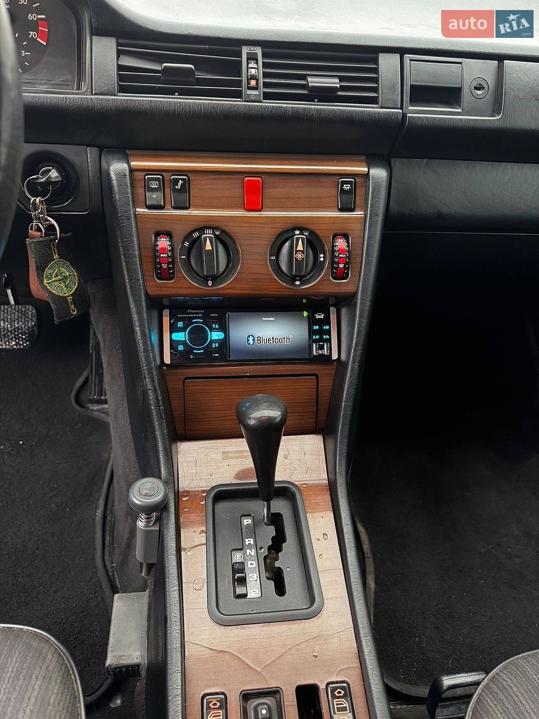 Mercedes-Benz E-Class 1989 VIN WDB1240261B037381 фото оголошення 17 з 26