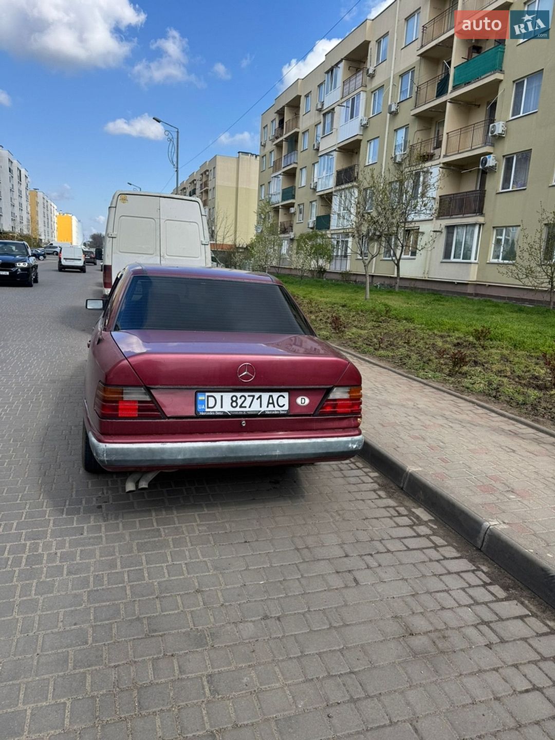 Mercedes-Benz E-Class 1989 VIN WDB1240261B037381 фото оголошення 12 з 26