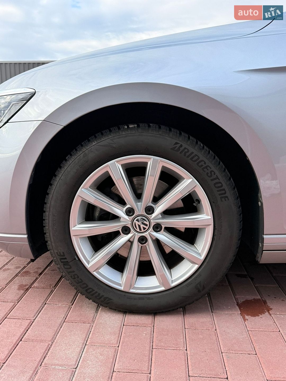 Volkswagen Passat 2019 VIN WVWZZZ3CZLE004390 фото оголошення 15 з 35