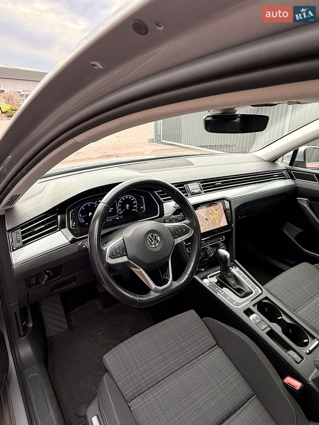 Volkswagen Passat 2019 VIN WVWZZZ3CZLE004390 фото оголошення 35 з 35