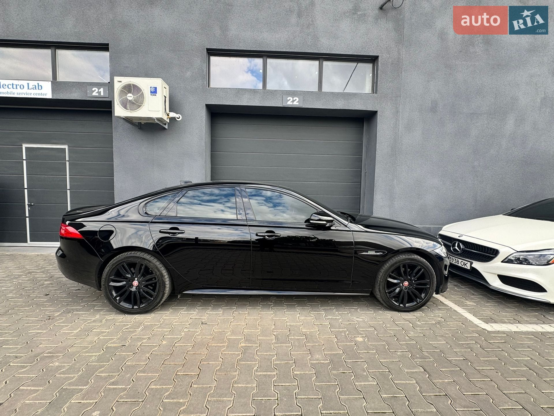 Jaguar XF 2016 VIN SAJBL4BN0HCY19344 фото оголошення 49 з 81
