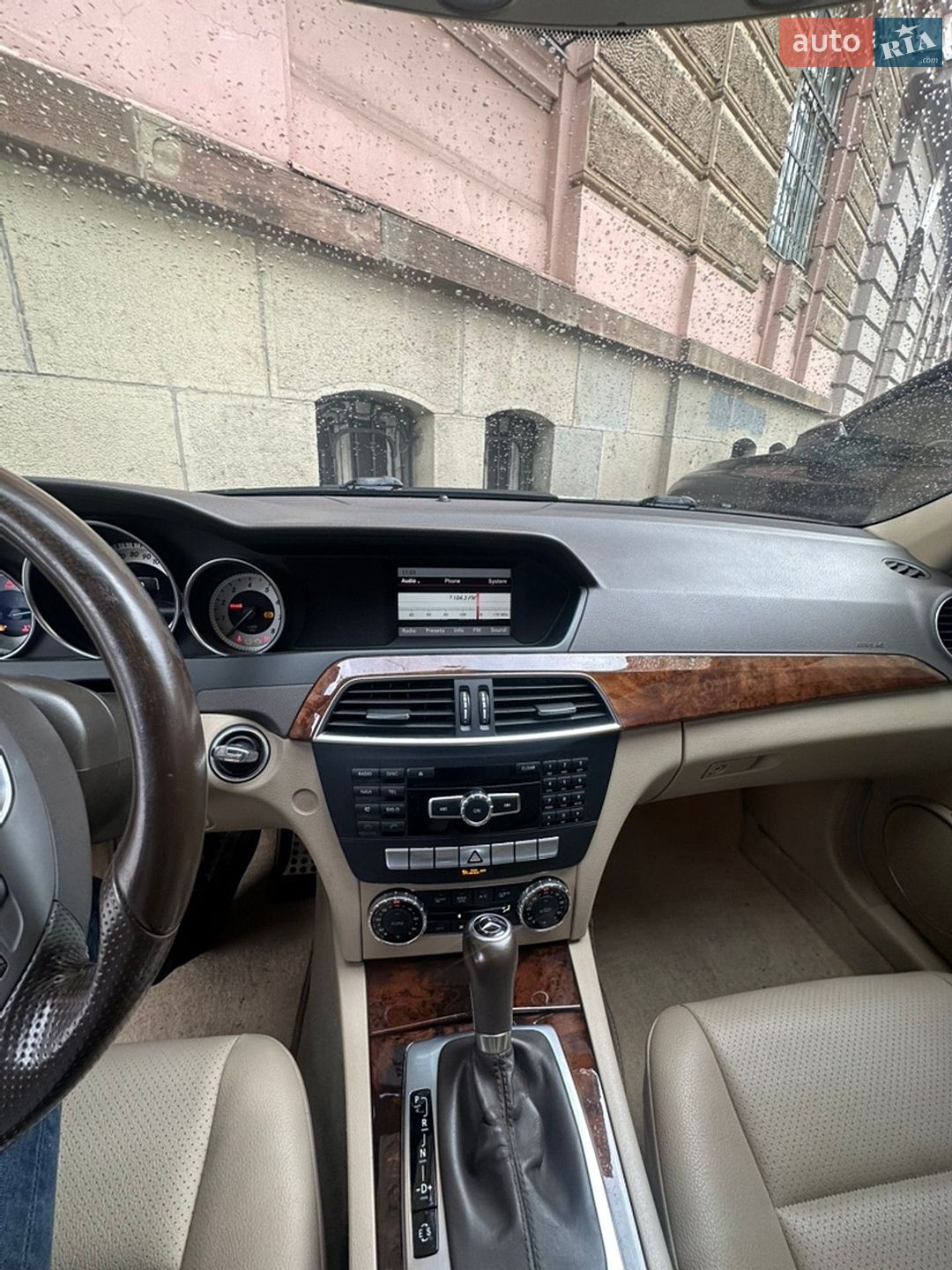 Mercedes-Benz C-Class 2012 VIN WDDGF4HBXDA828153 фото оголошення 6 з 7