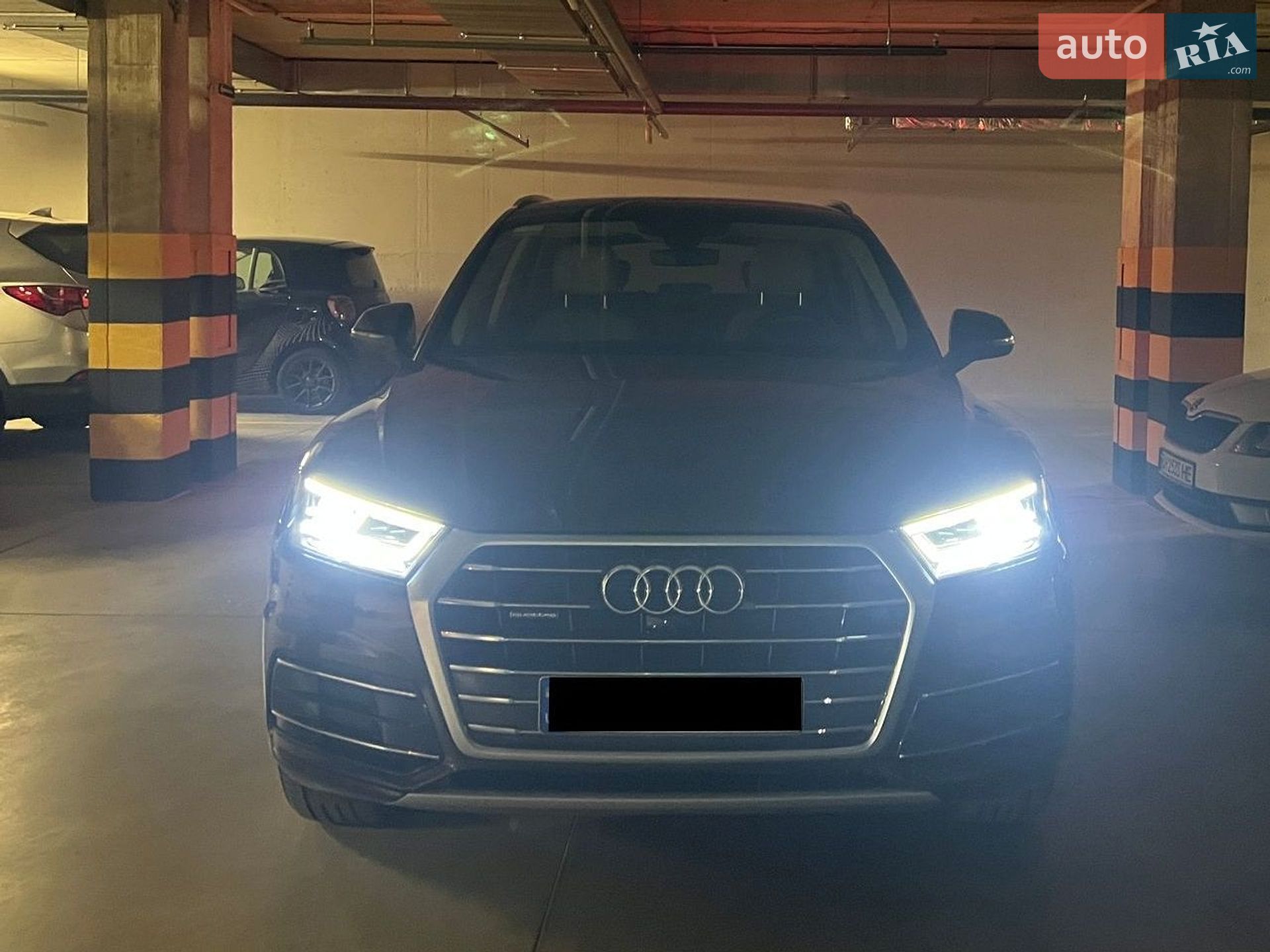 Audi Q5 2018 VIN WAUZZZFYXJ2225222 фото оголошення 2 з 65